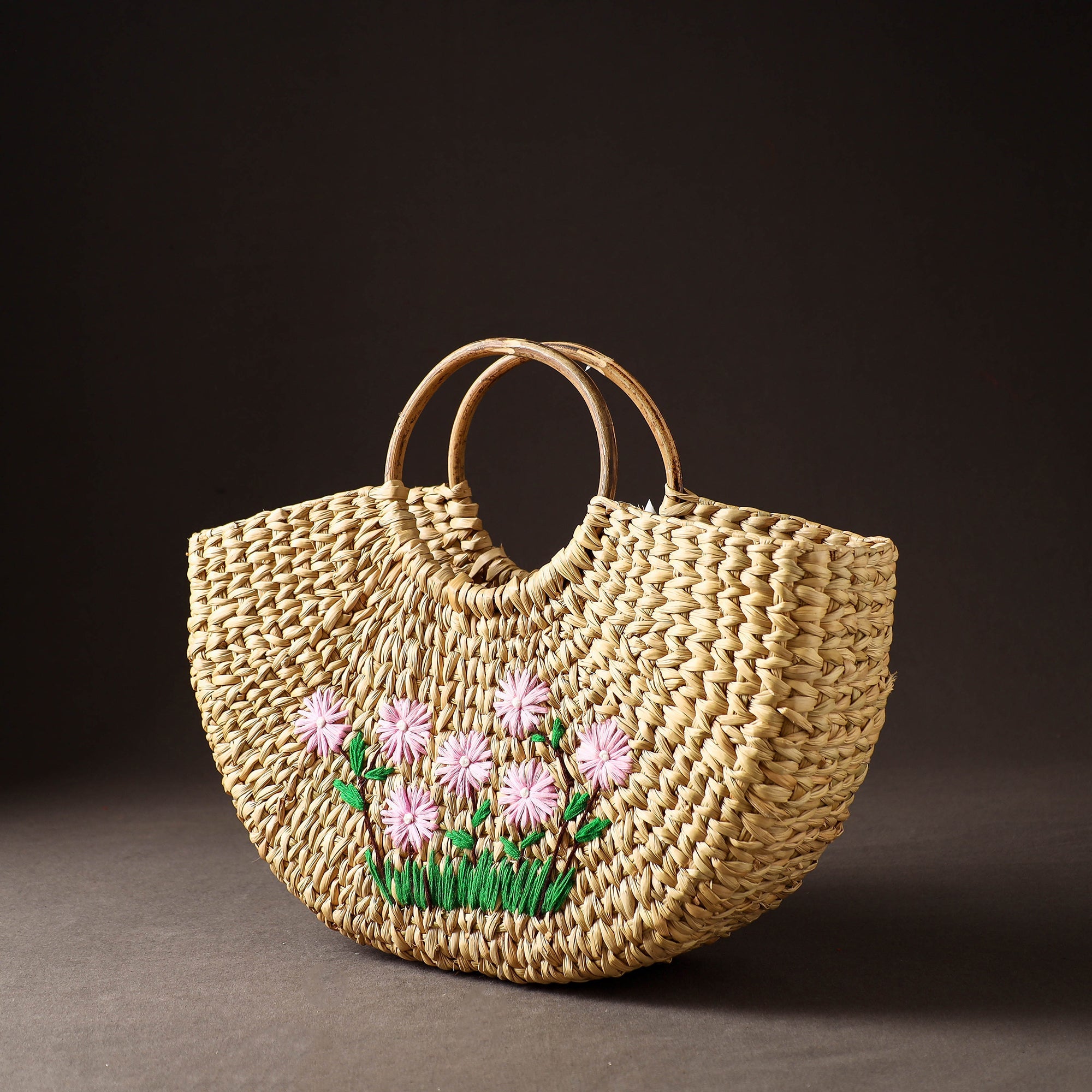 ITOKRI CRAFTS INITIATIVE Beige - Handcrafted Natural Water Reed Embroidered Hand Bag - view 2