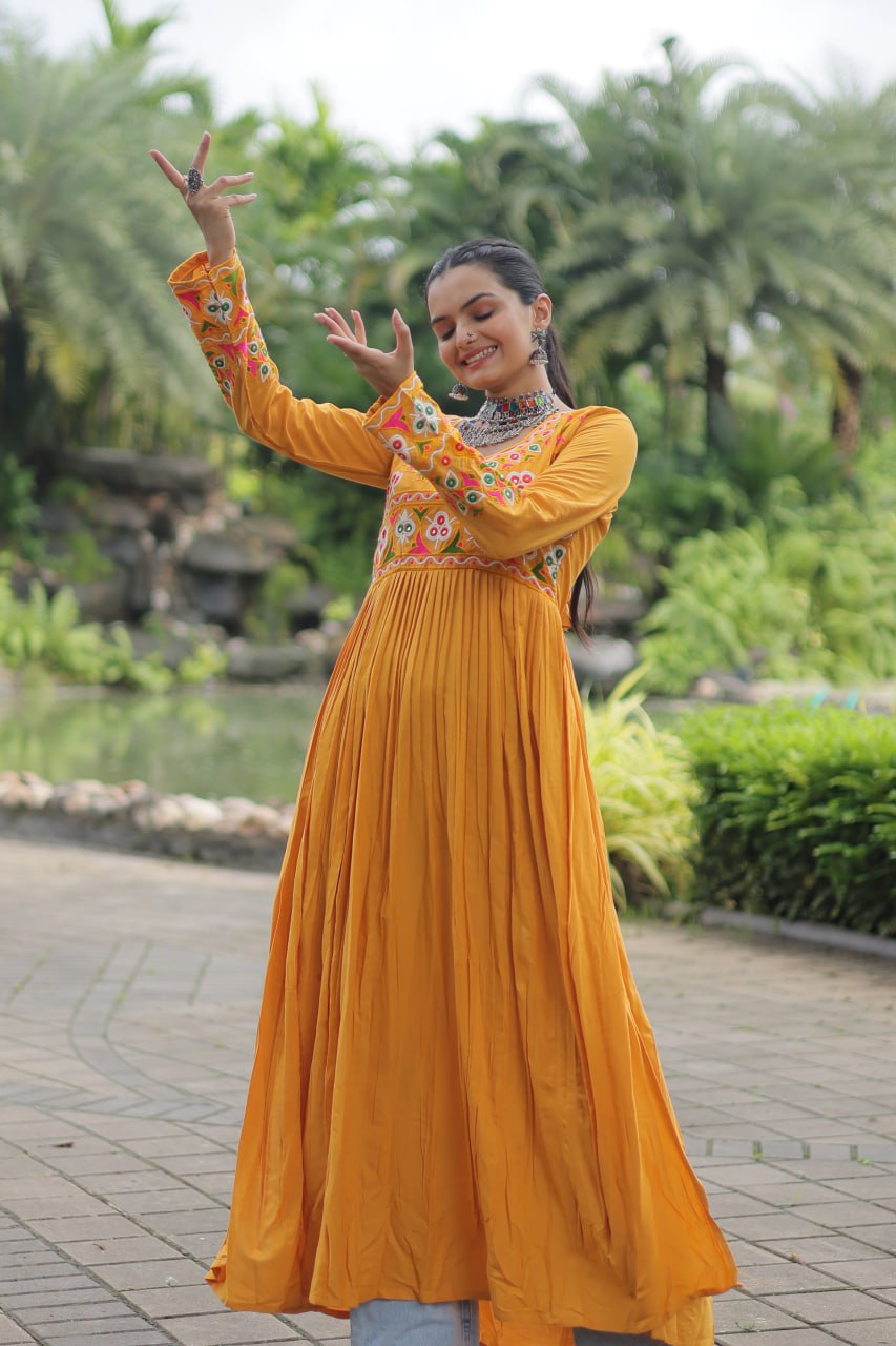 ClothsVilla Yellow Designer Printed Kurti – Women's - view 3