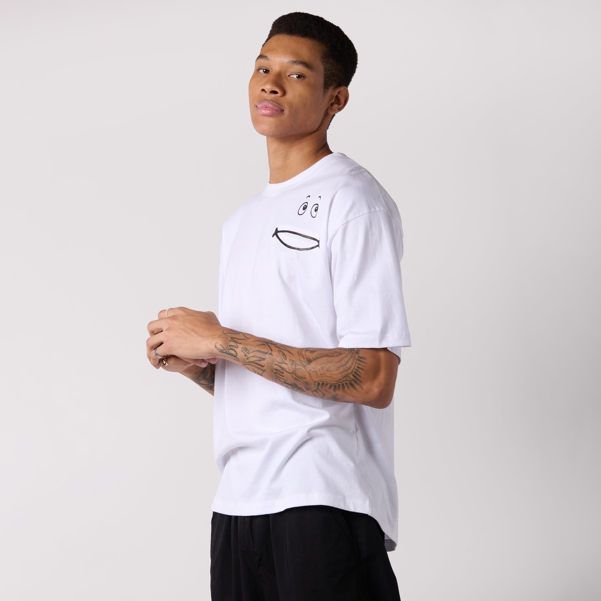 IZF White Oversized T-shirt with pocket print - view 4
