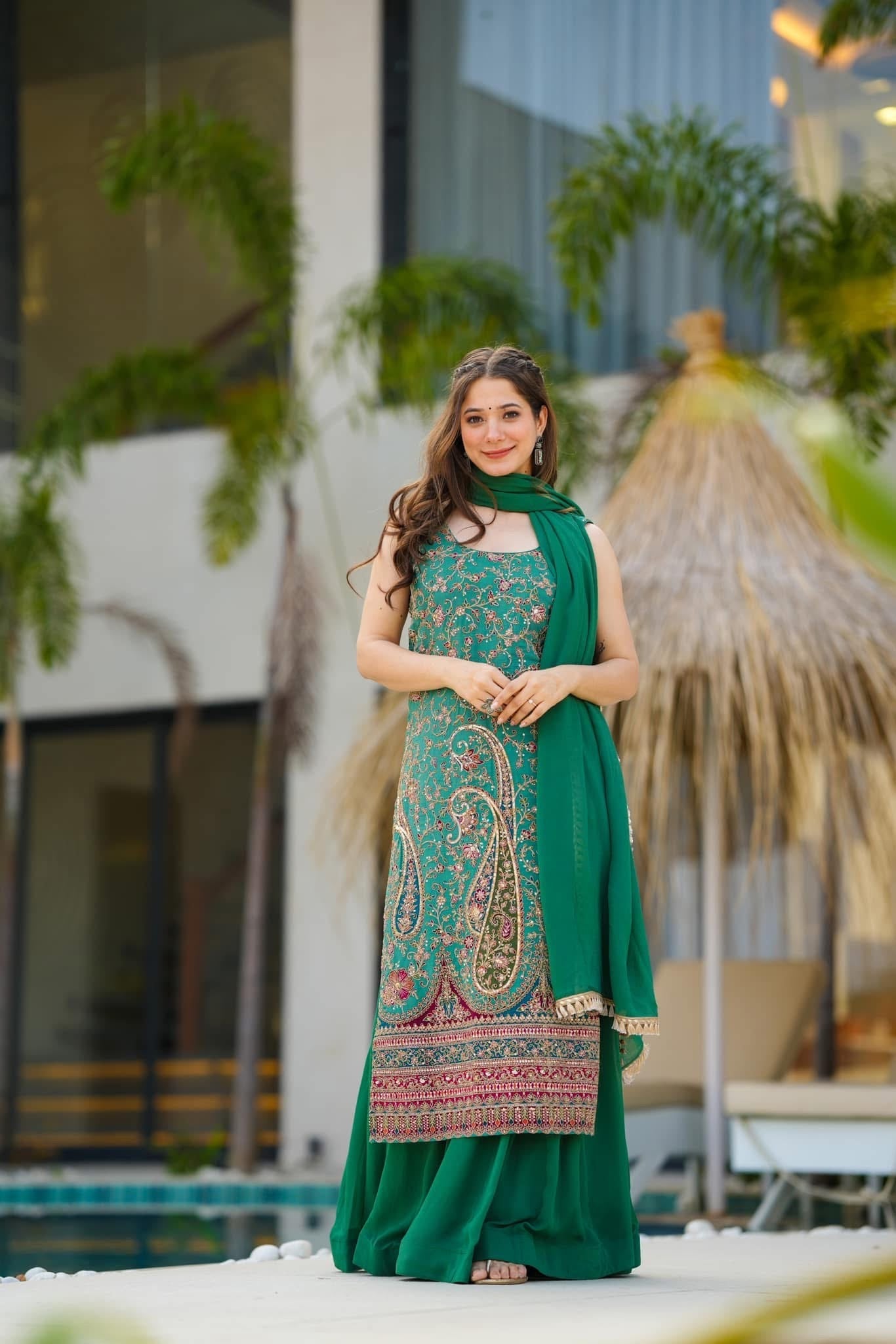 Idaho-o Samara green heavy embroidered suit - view 6