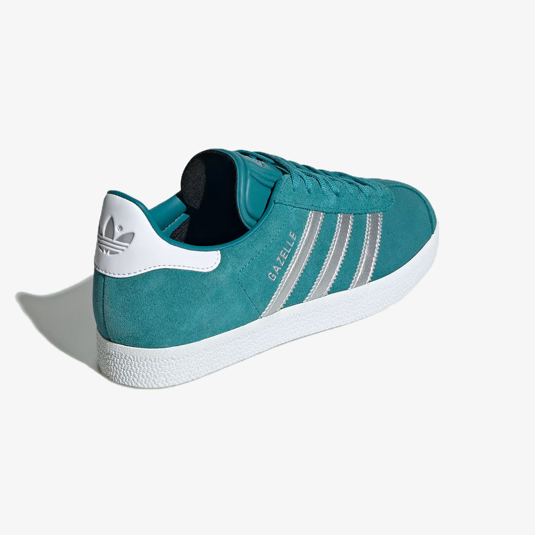 Adidas Originals | GAZELLE { ARCTIC FUSION/SILVER METALLIC/CLOUD WHITE - view 2