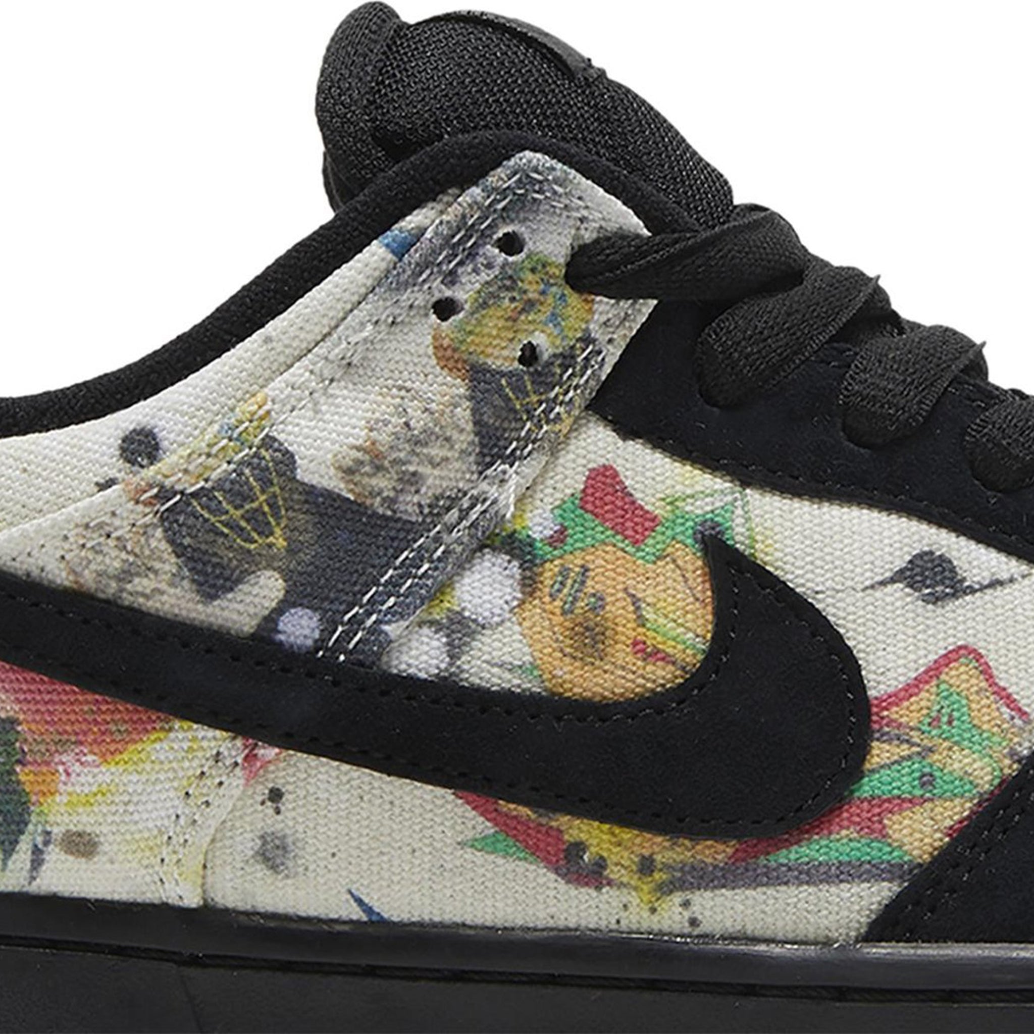 Supreme x Nike SB Dunk Low Rammellzee – Black - view 5