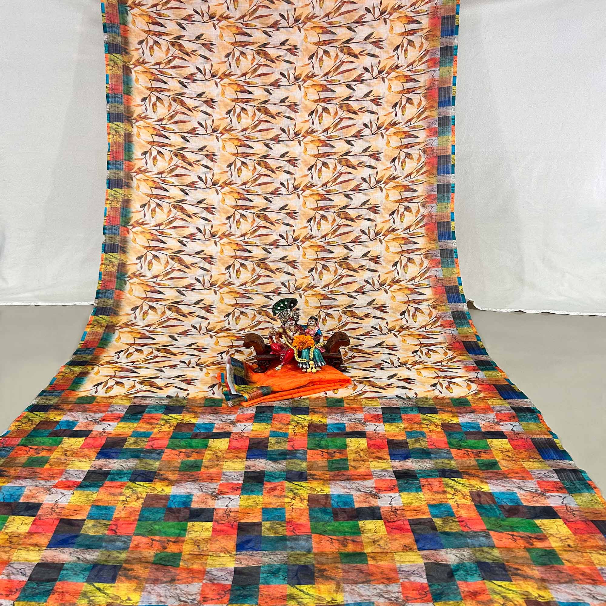 Peachmode Multi Floral Digital Printed Linen Saree