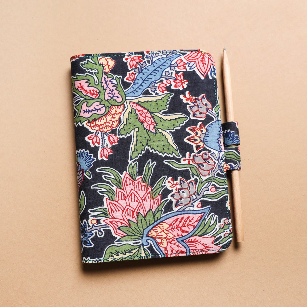 SUKRITI INPRINT Black - Sukriti Handmade Classic Notebook with Pencil (Large)