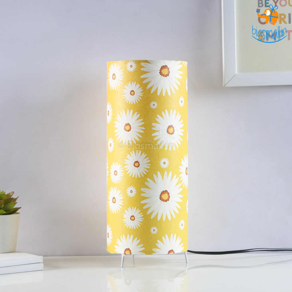 Ascetic Daisy Cylindrical Table Lamp - view 4
