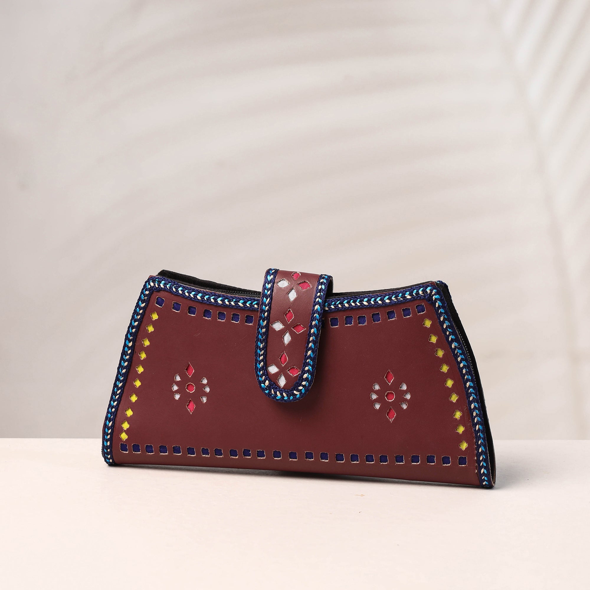 KACHCHH JI CHHAAP Brown - Handcrafted Kutch Leather Clutch / Wallet