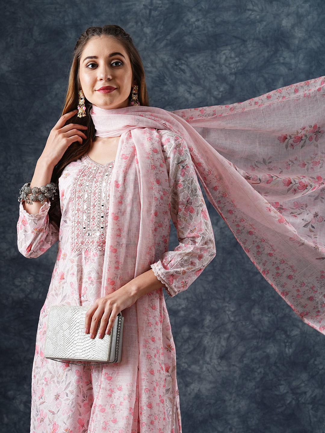 Printed embroidered kurta – Fashor Floral Printed & Embroidered Kurta with Pant & Dupatta - Peach