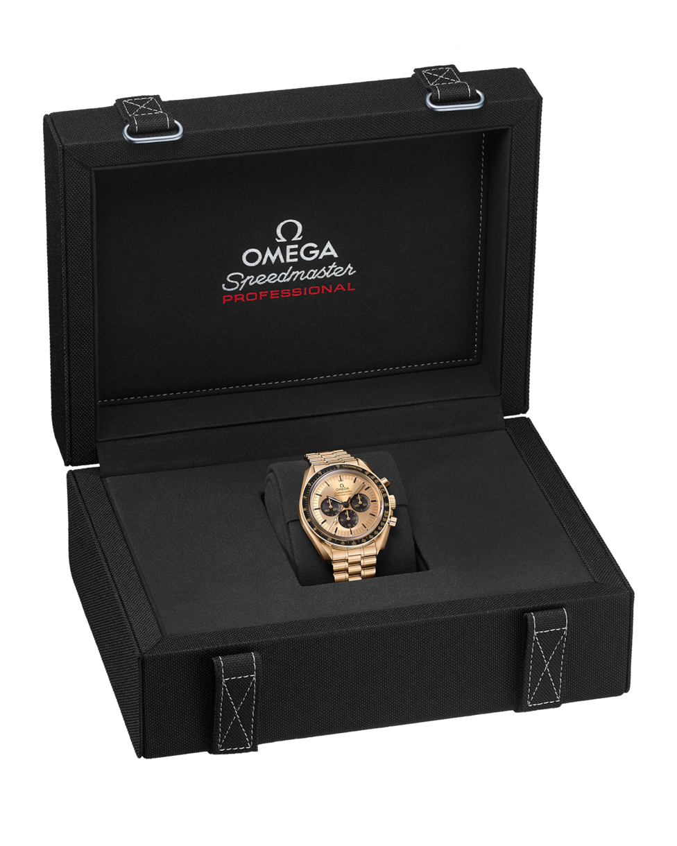 Omega Speedmaster Yellow Dial Men 42MM - view 4