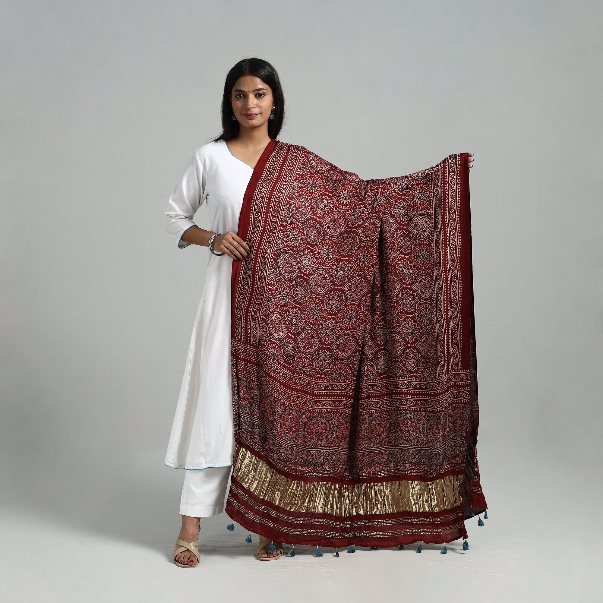 RIYAZ ABDULMAJID KHATRI - AJRAKH Modal Silk Block Print Ajrakh Dupatta 07 - view 2