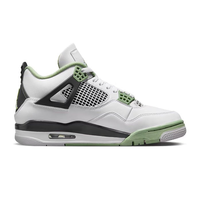 HYPE ELIXIR Air Jordan 4 Retro Seafoam