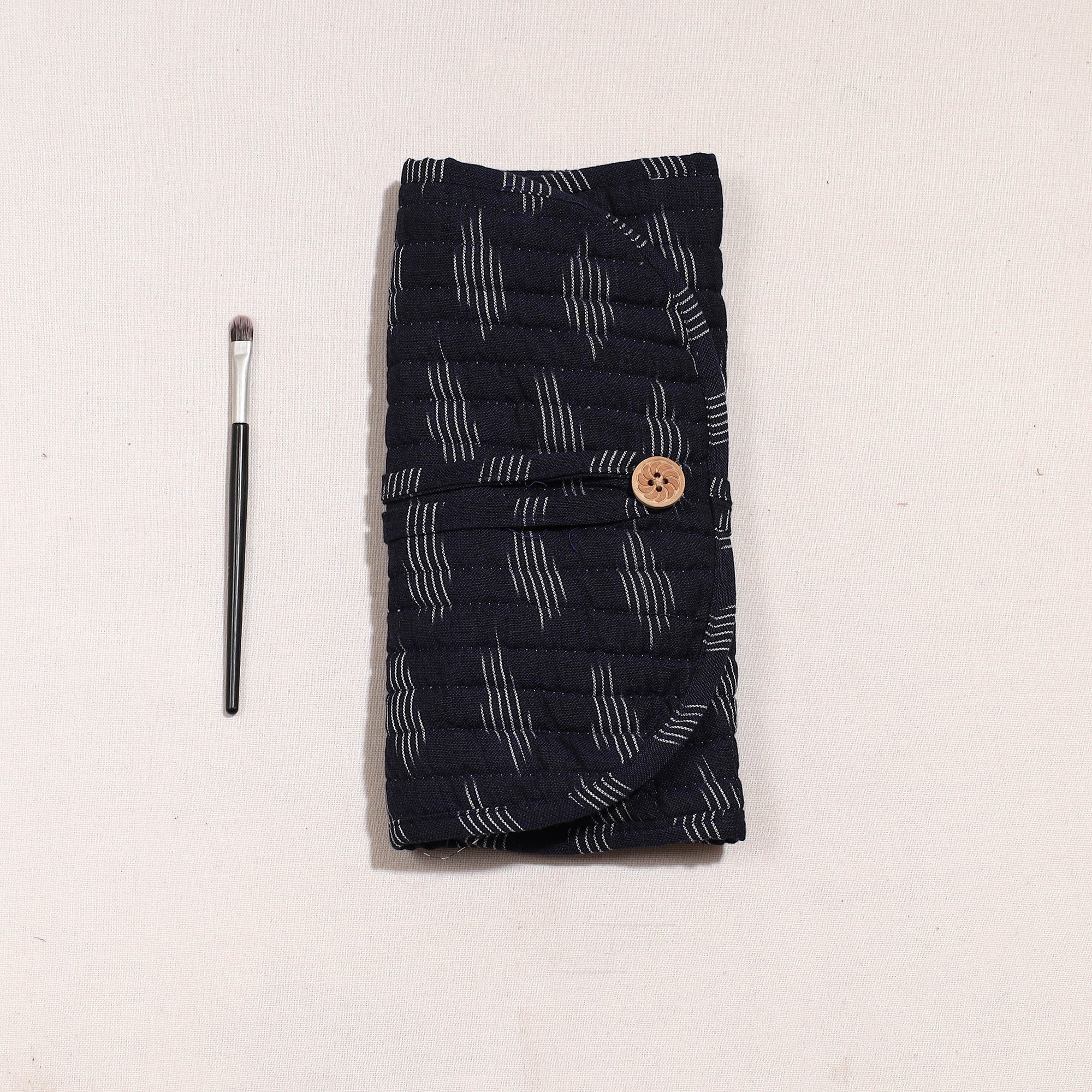 NOORI BAZAR Black - Ikat Fabric Multipurpose Segmented Make-up Brush Wrap Pouch/Case - view 2