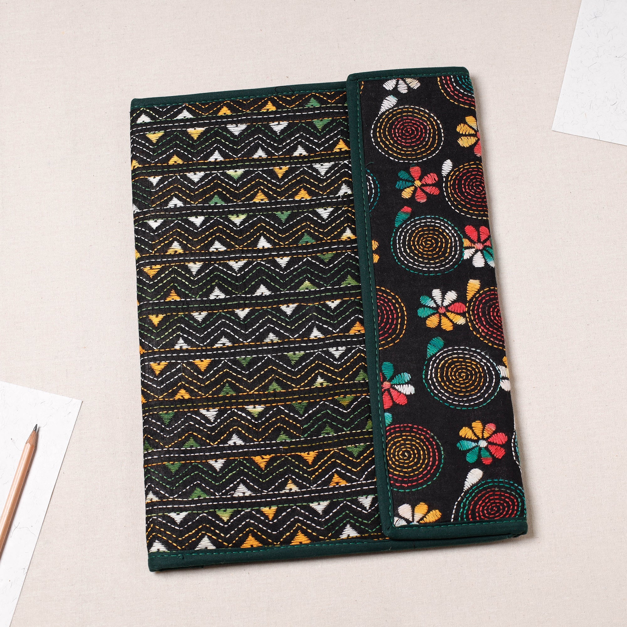 ASALKAAR Bengal Kantha Work Handcrafted File Folder