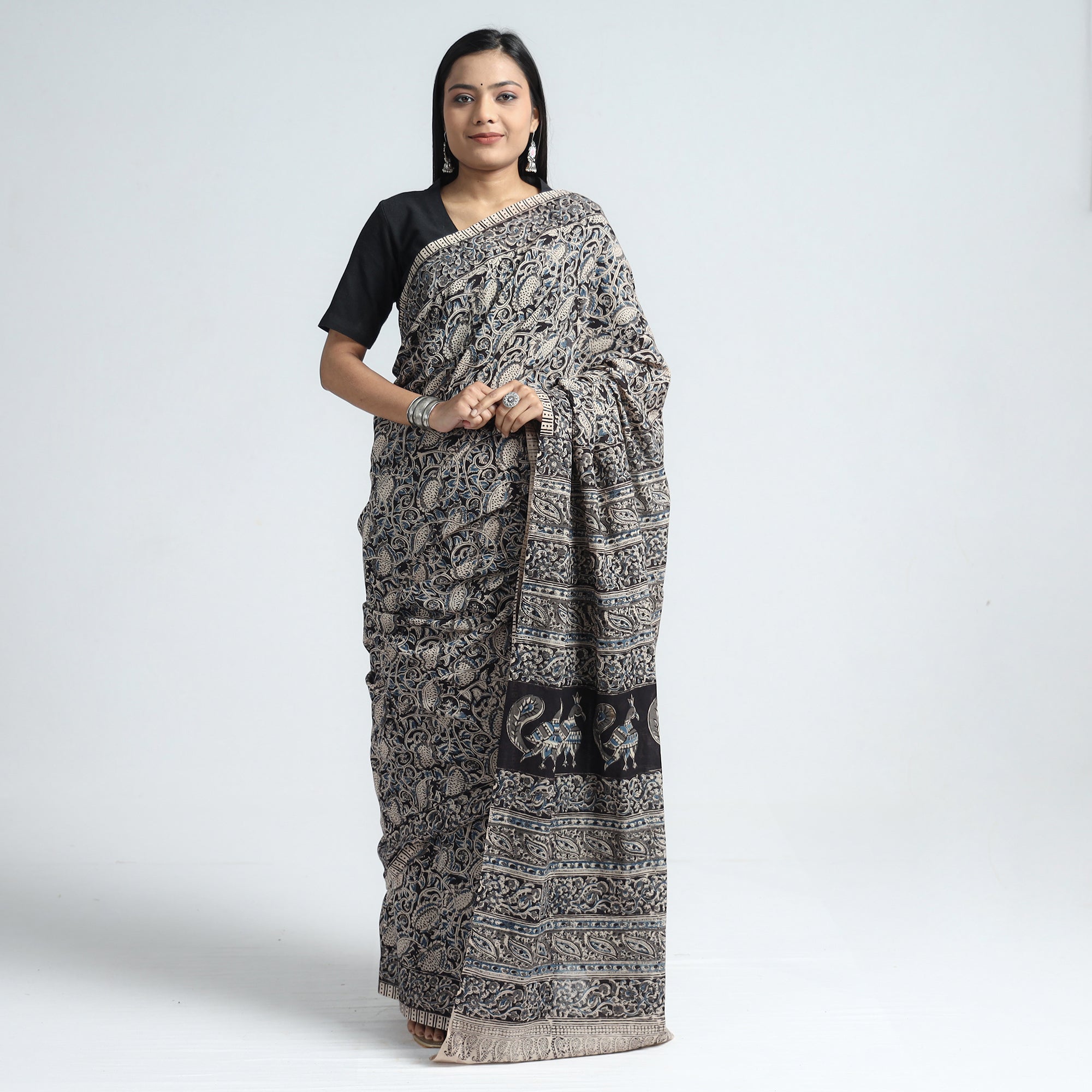 VENKATA BHANU KALAMKARI PEDANA Black - Pedana Block Print Cotton Kalamkari Saree - view 2