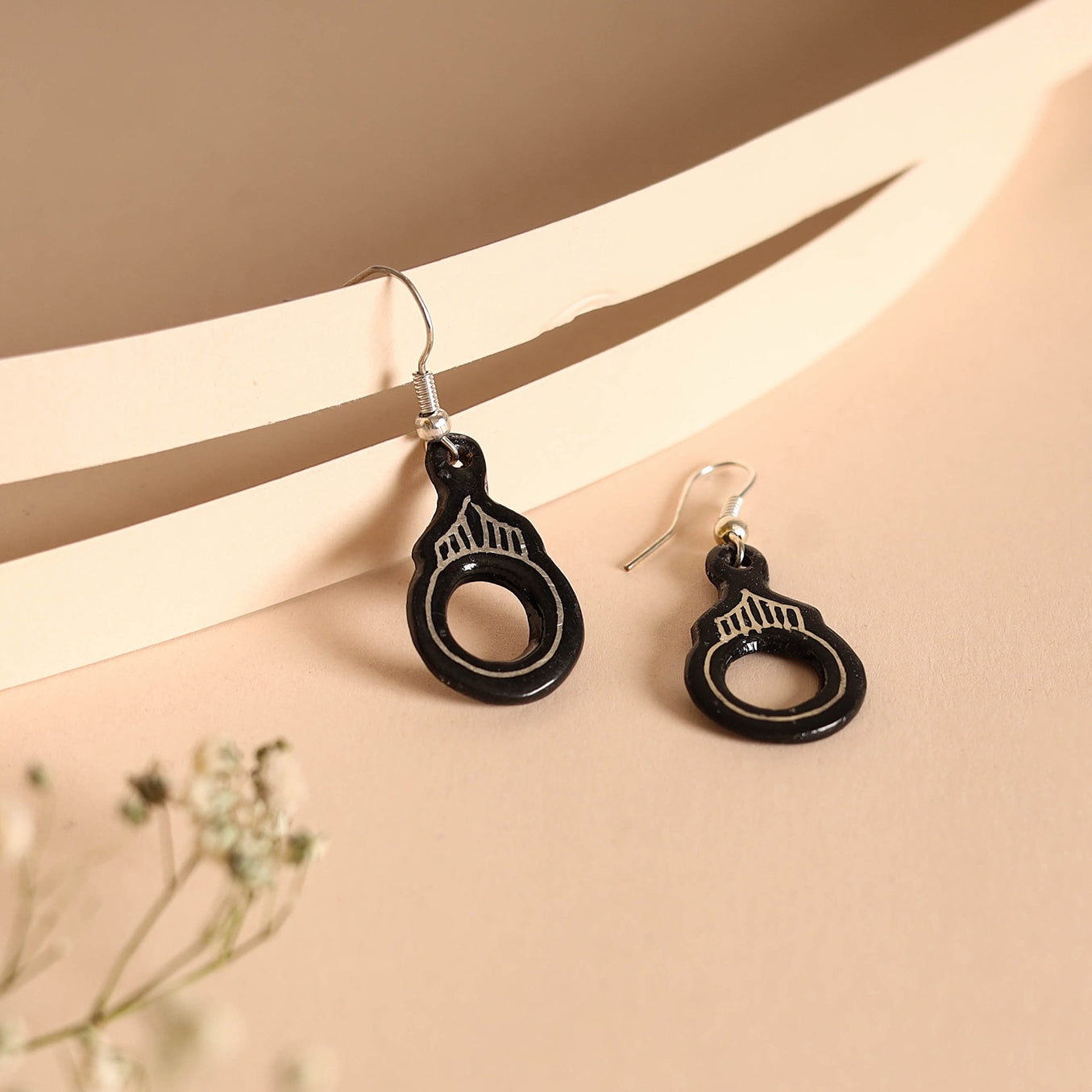 ITOKRI CRAFTS INITIATIVE Bidri Work Pure Silver Inlay Earrings 04 - view 2