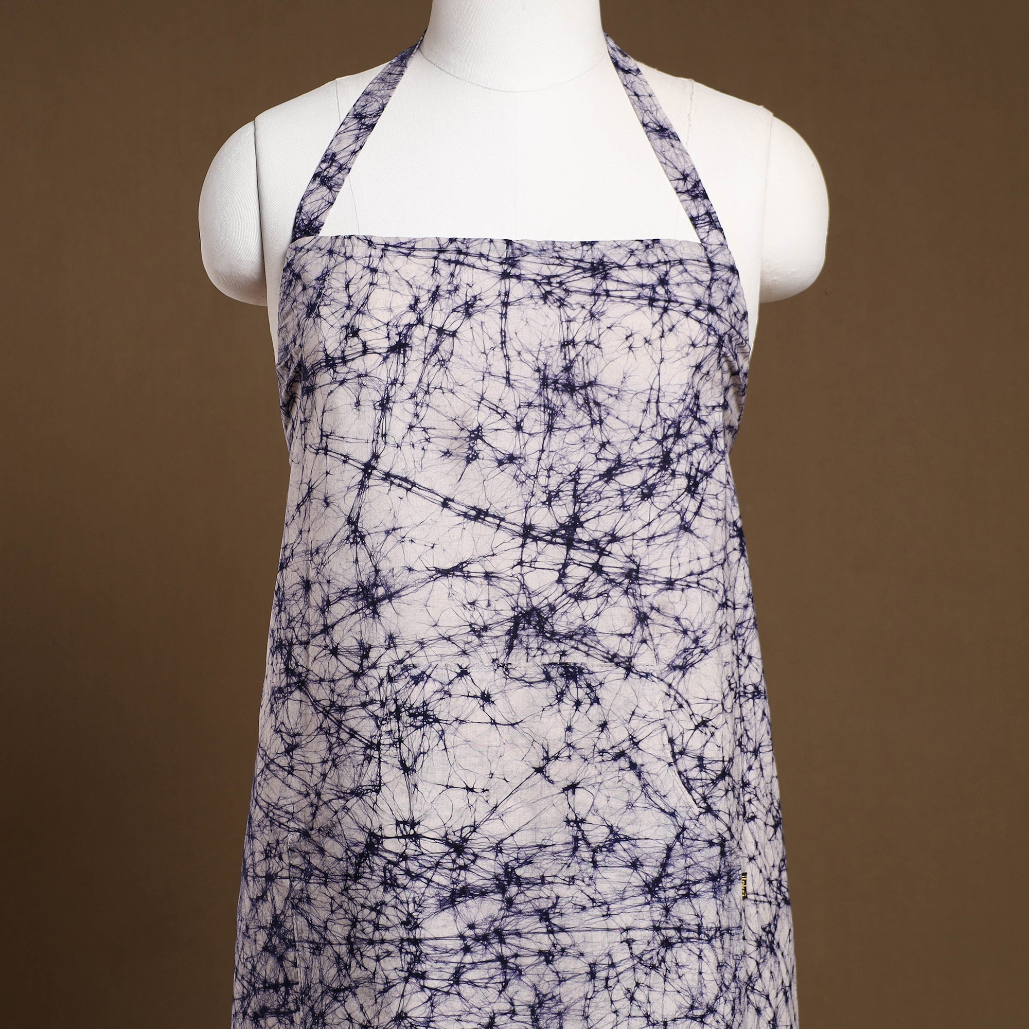 JALPARI Blue - Hand Batik Print Cotton Apron with Pocket 04 - view 2