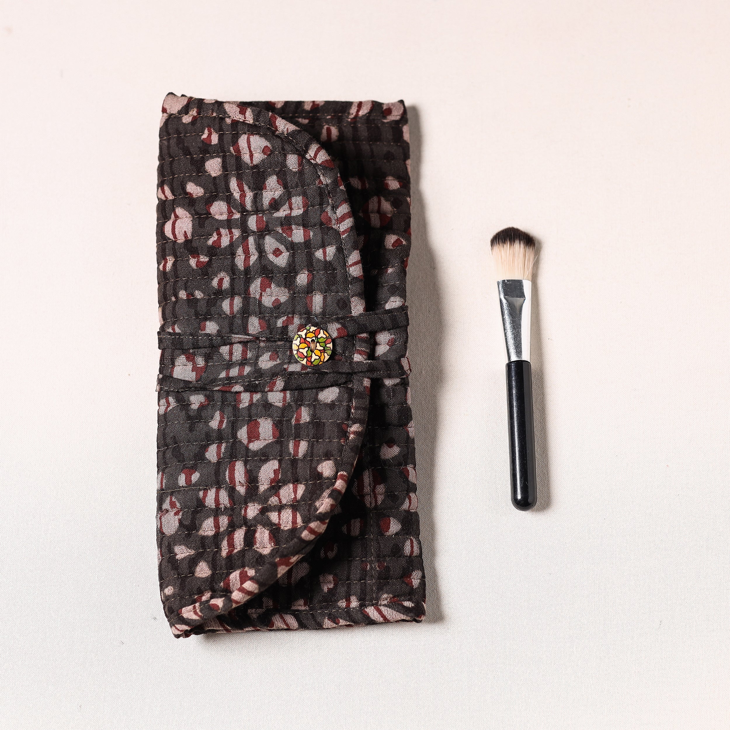 NOORI BAZAR Brown - Bagru Fabric Multipurpose Segmented Make-up Brush Wrap Pouch/Case - view 2