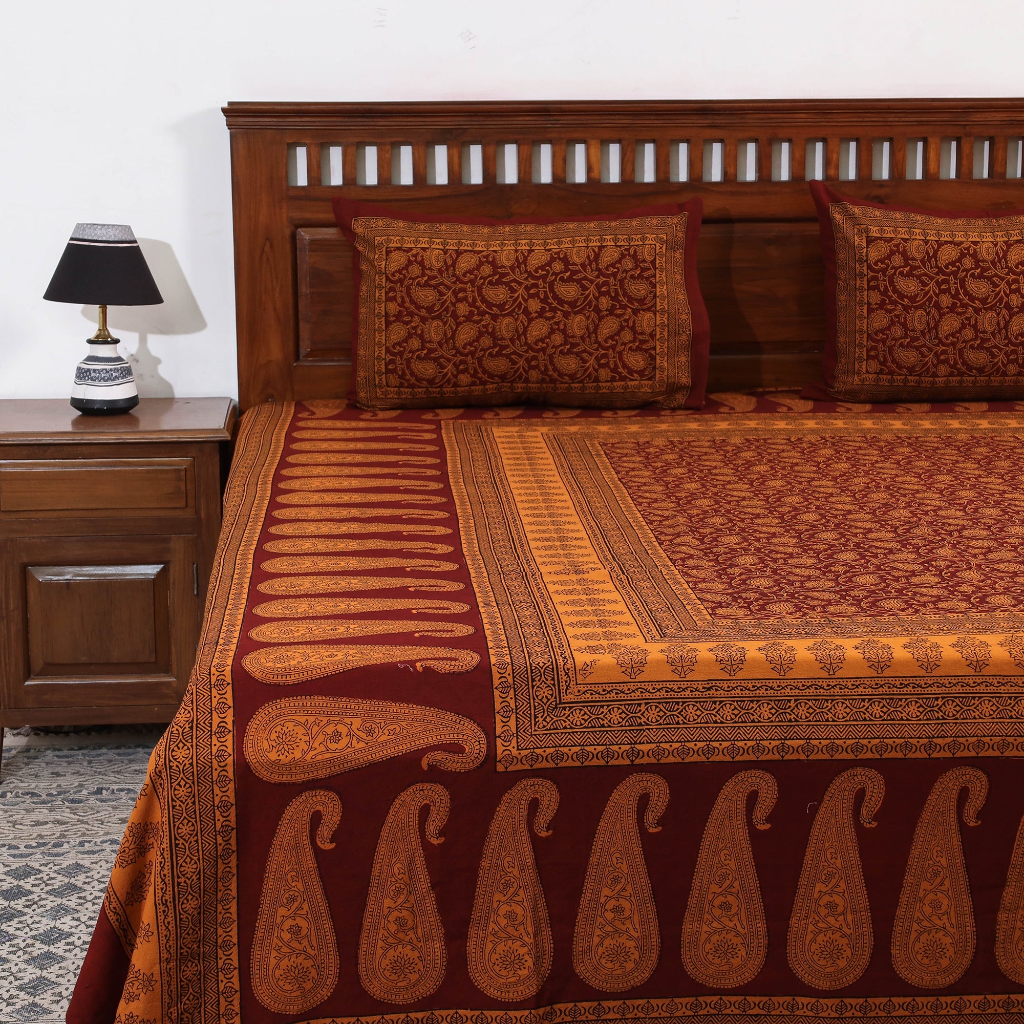 BAGH PRINTS BY ANSHAR FARUKH KHATRI Bagh Block Printed Cotton Double Bed Cover with Pillow Covers (112 x 92 in) - view 2