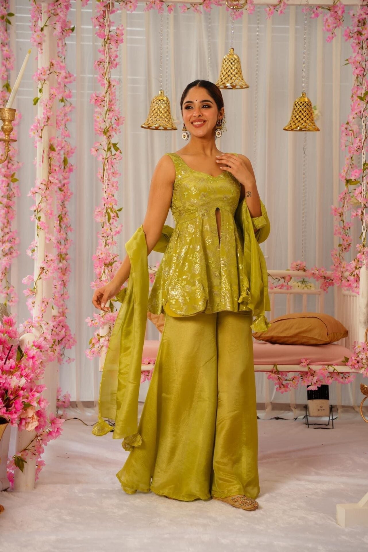 Idaho-o Platinum Mist short kurta set