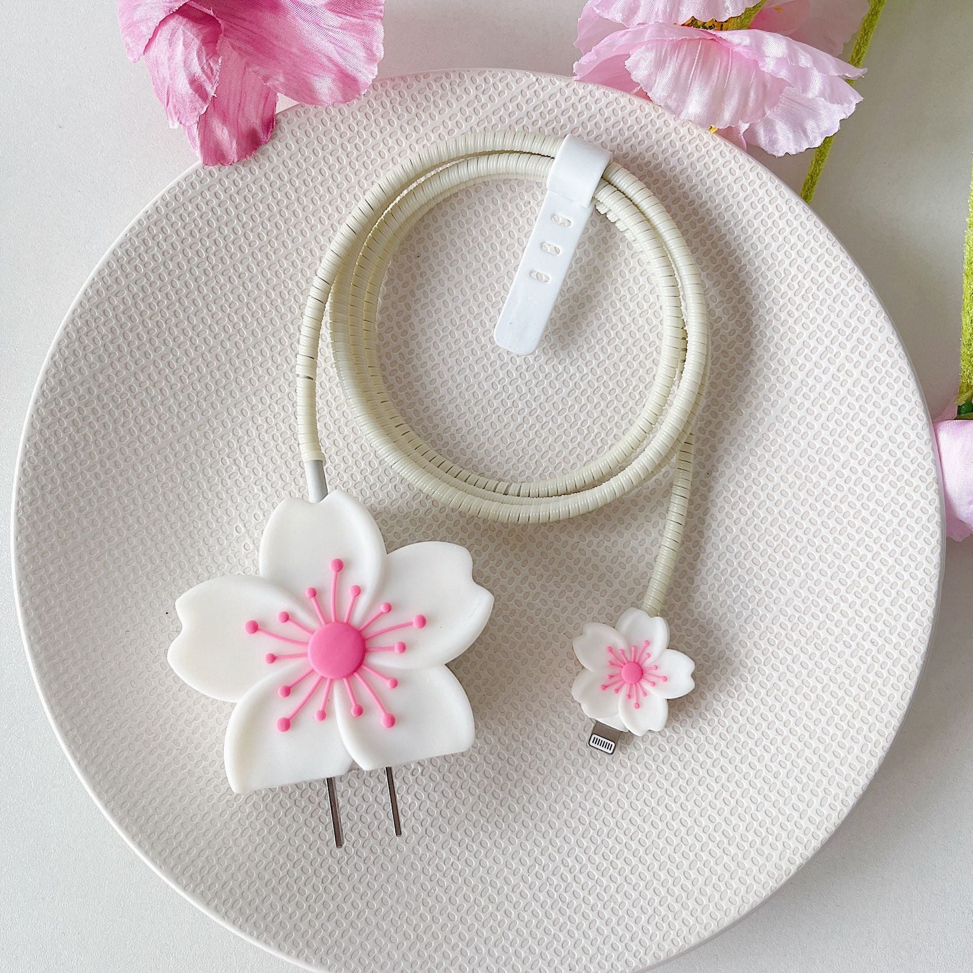 Peeperly Stylized Lush Bloom Charger Protector Kit - view 4