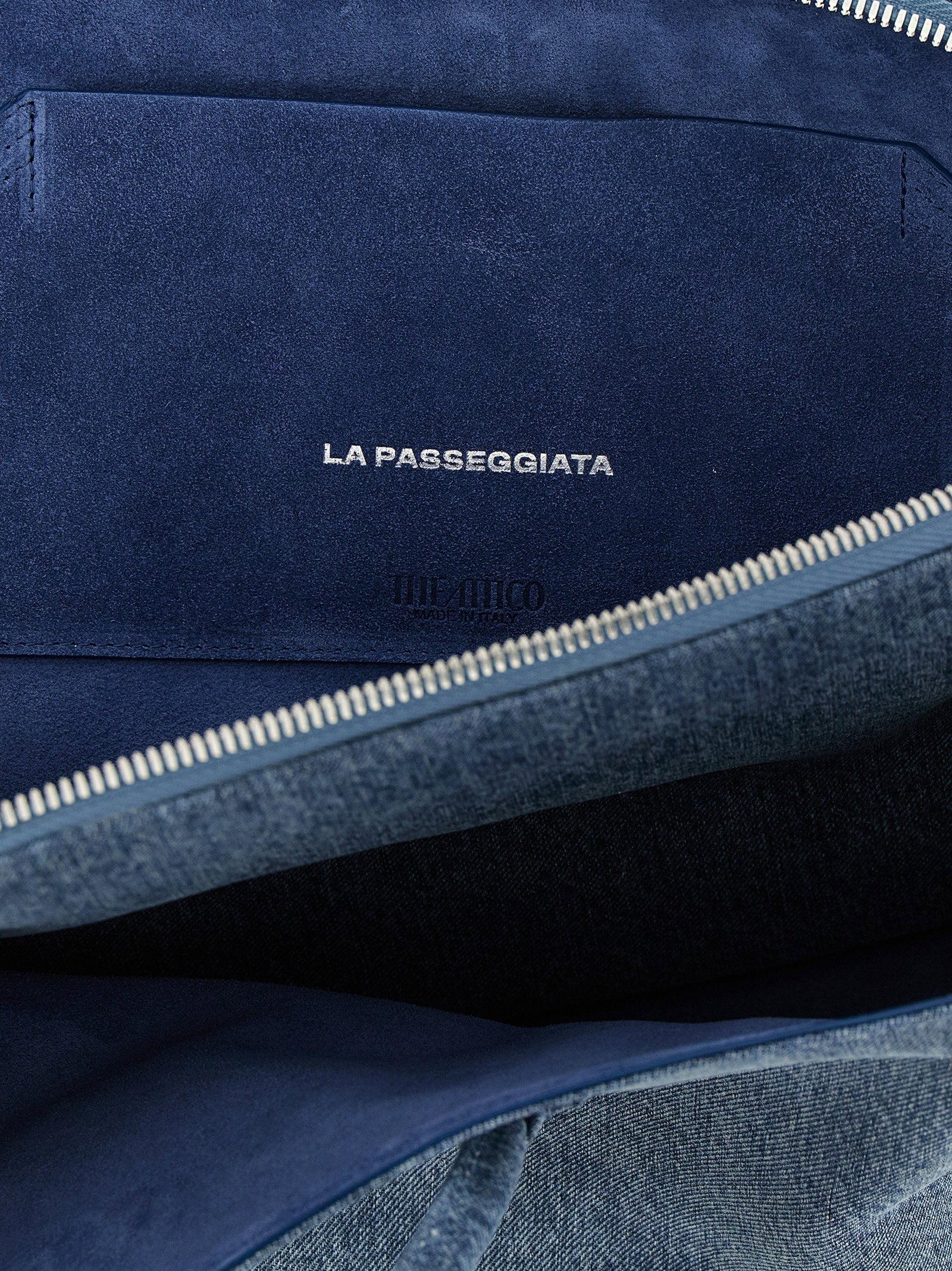 The Attico La Passeggiata Medium Shoulder Bag - view 4