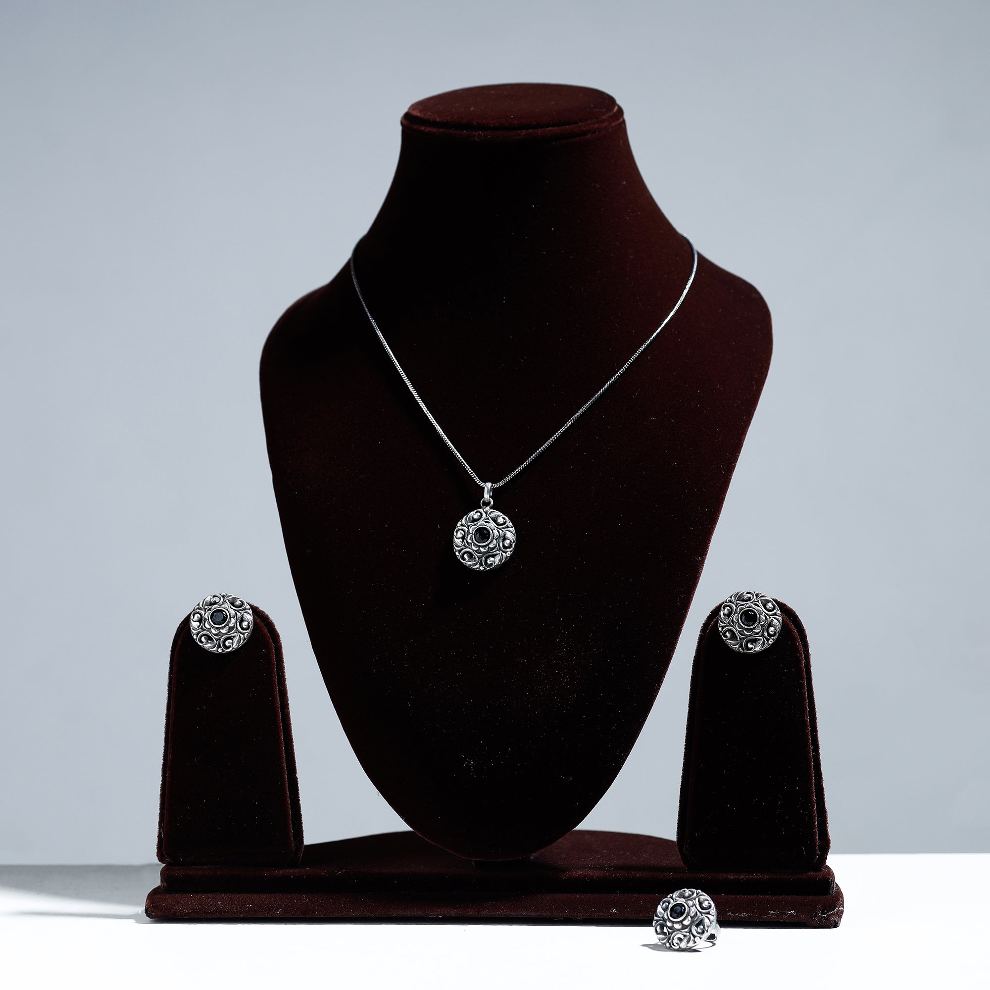 WHITE RIVER STORIES Antique Silver Finish Oxidised Brass Base Stone Work Necklace Set with Ring