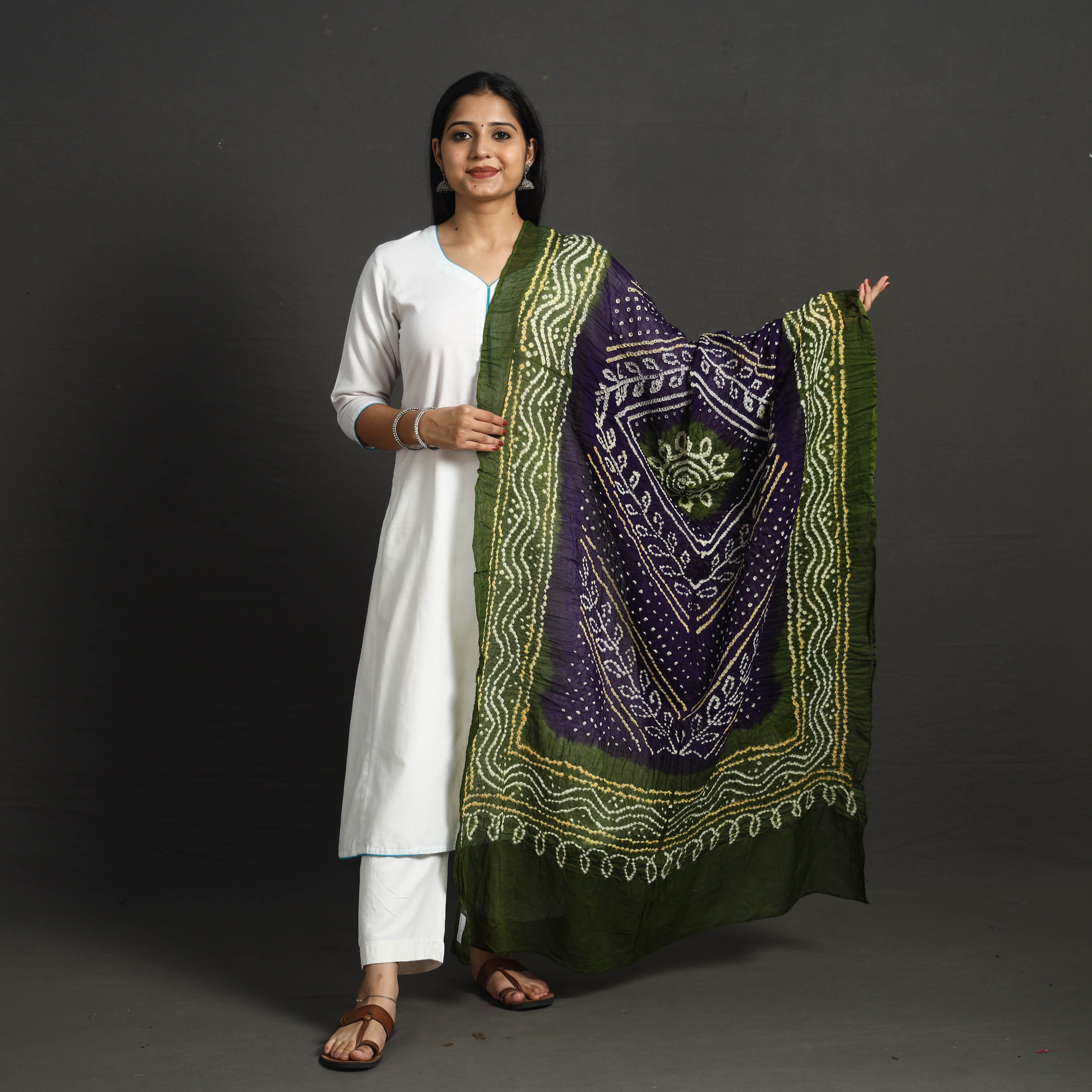 KACHCHH JI CHHAAP Kutch Tie-Dye Cotton Bandhani Dupatta 54
