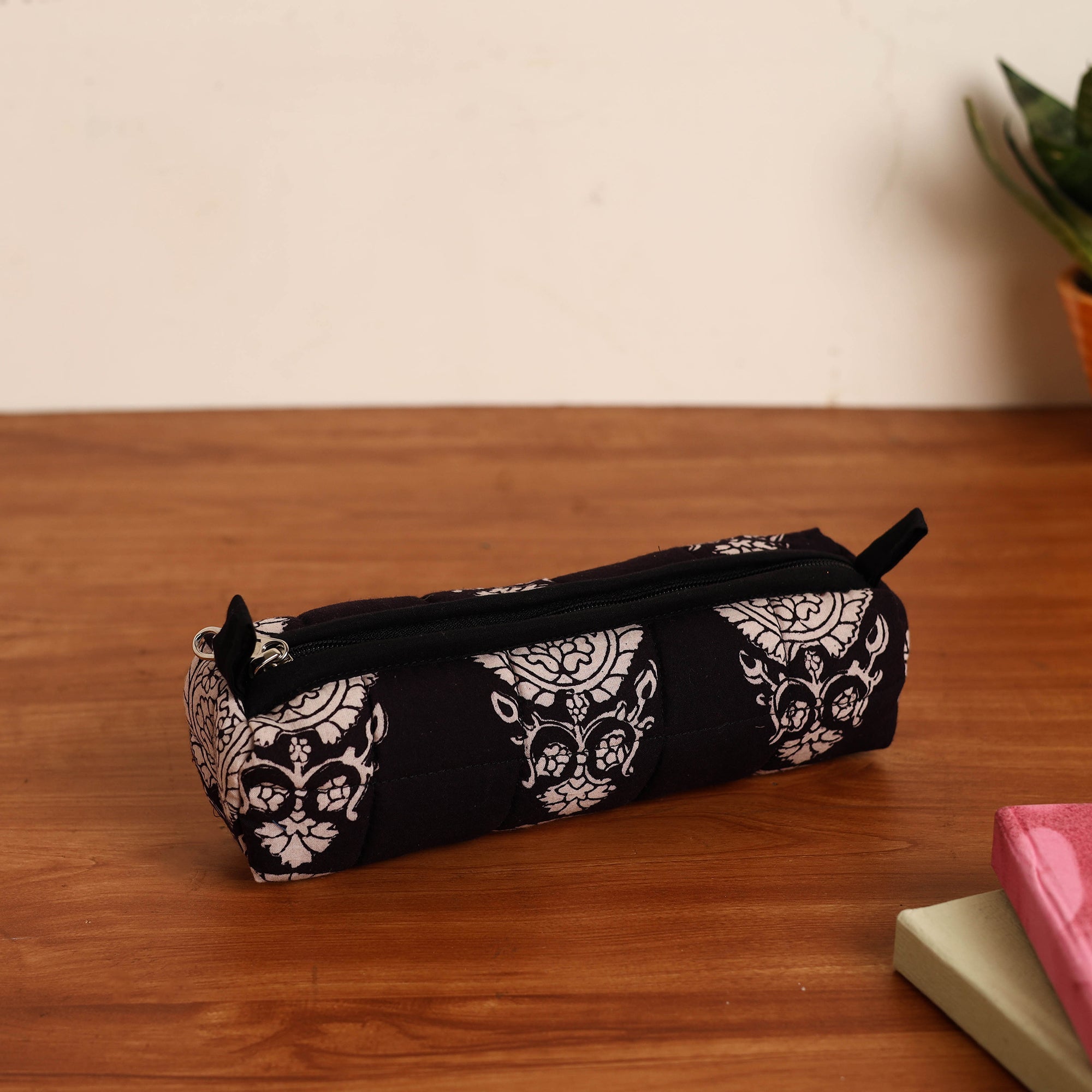 NOORI BAZAR Black - Handmade Quilted Cotton Pencil Pouch 03