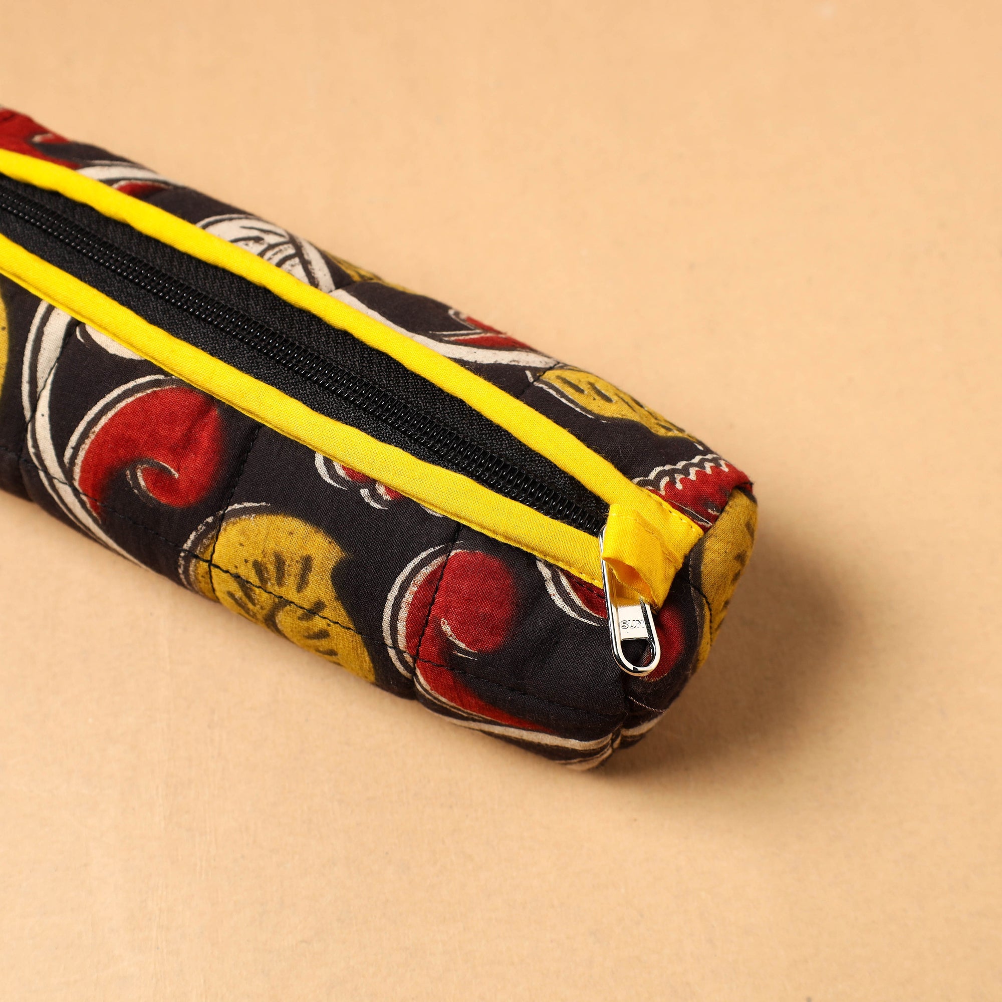NOORI BAZAR Black - Handcrafted Quilted Cotton Pencil Pouch 01 - view 2