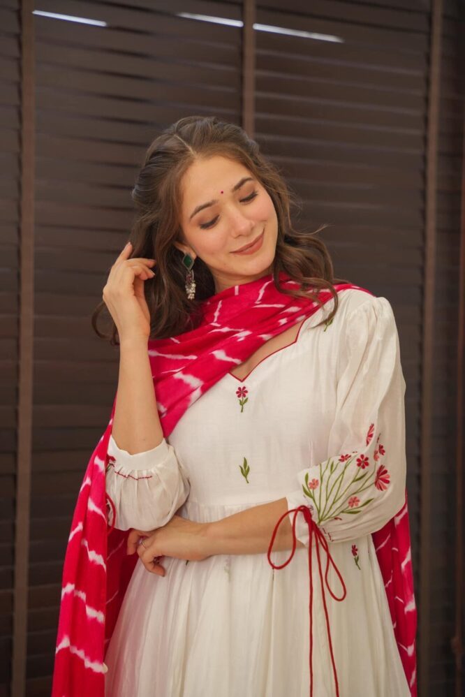 Idaho-o Zahra white chanderi suit set - view 6