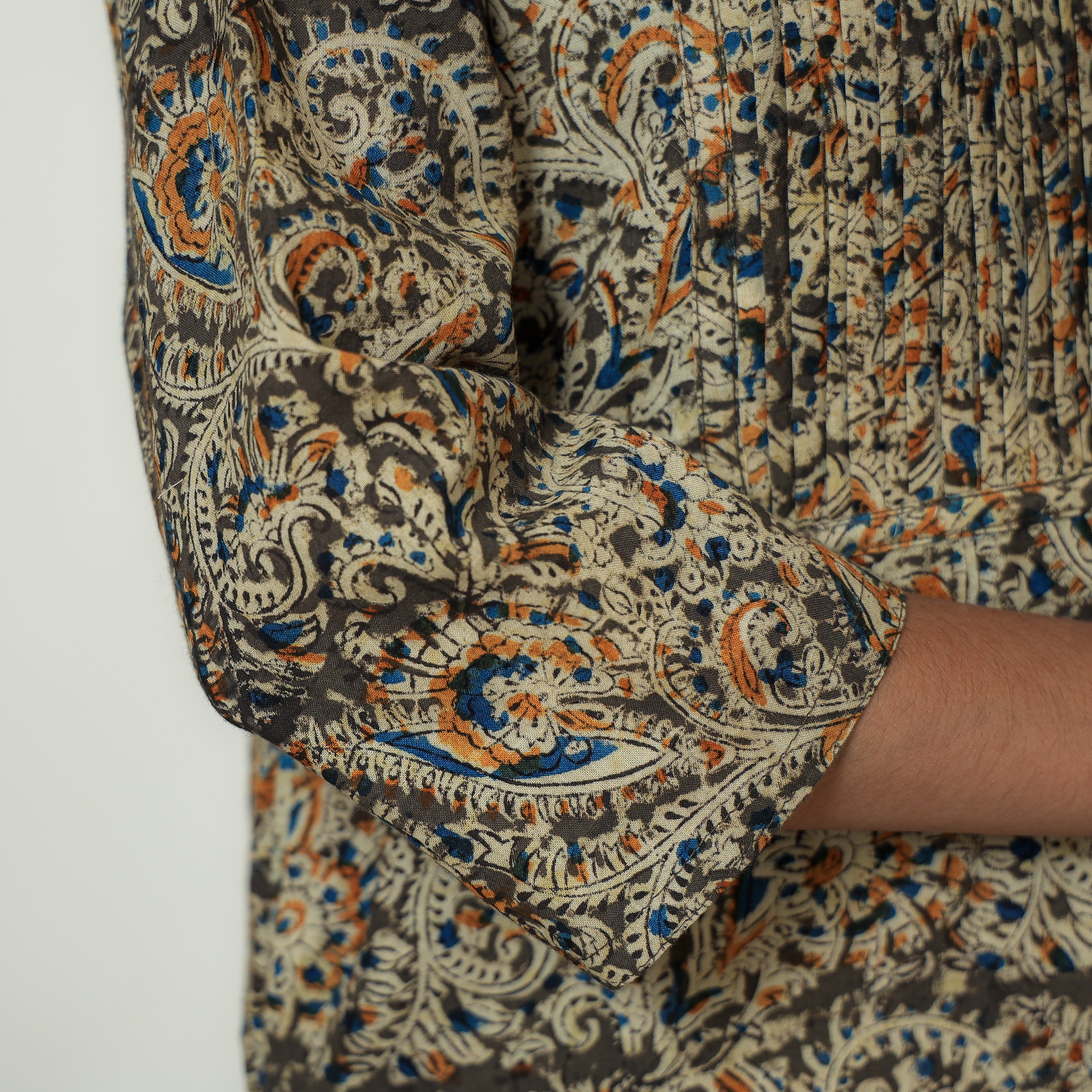 ITOKRI CASUALS Brown - Kalamkari Hand Block Printed Cotton Pintuck Straight Kurta 07 - view 6