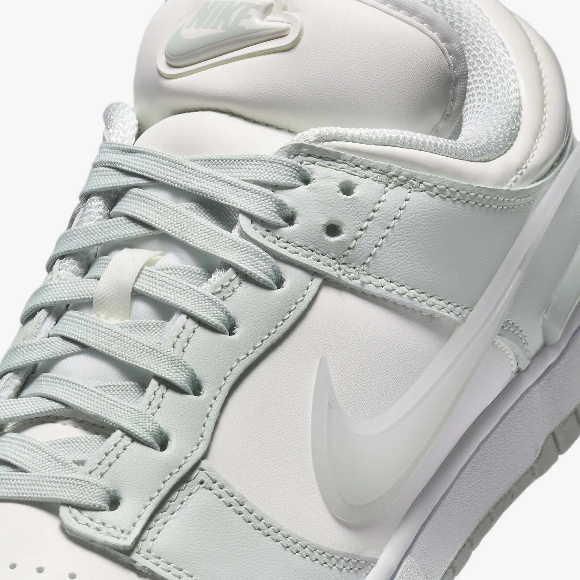 Nike | DUNK LOW TWIST { LIGHT SILVER/SAIL-WHITE - view 4