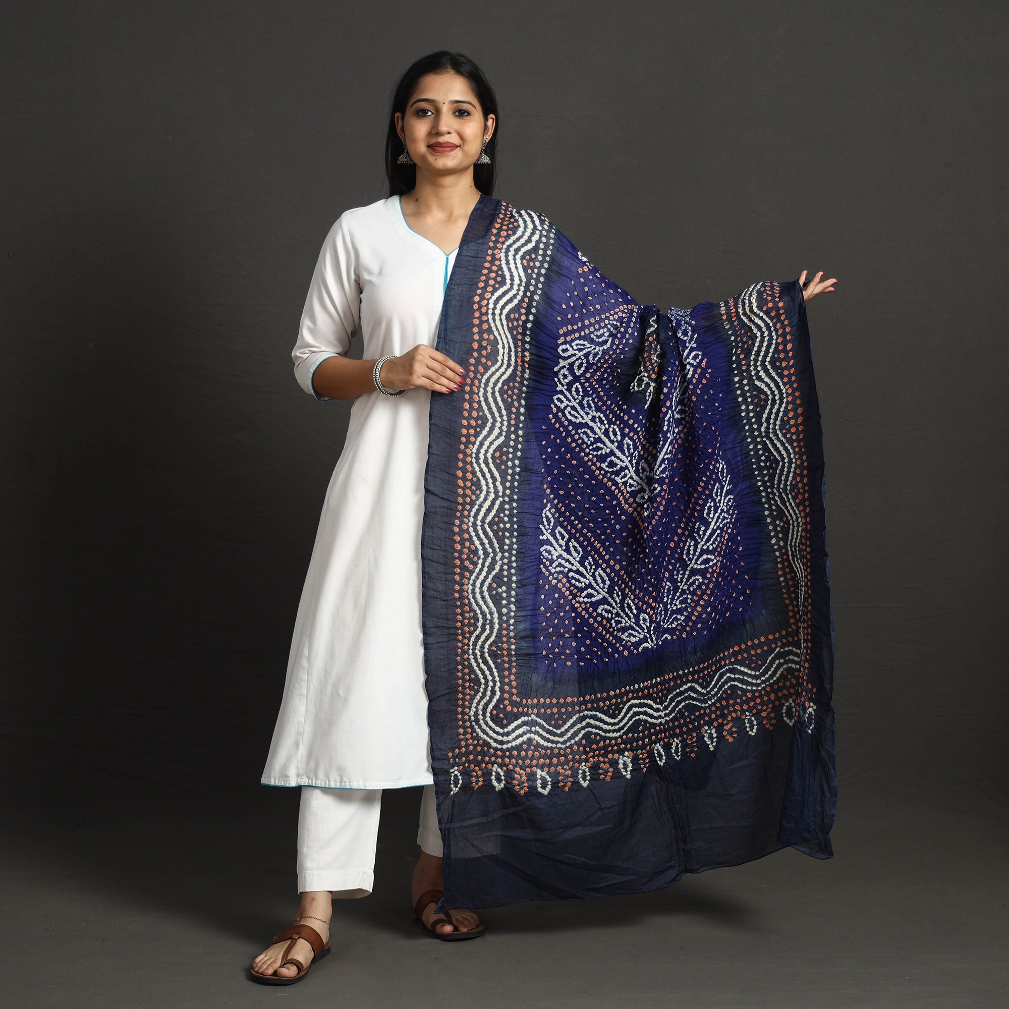 KACHCHH JI CHHAAP Kutch Tie-Dye Cotton Bandhani Dupatta 26