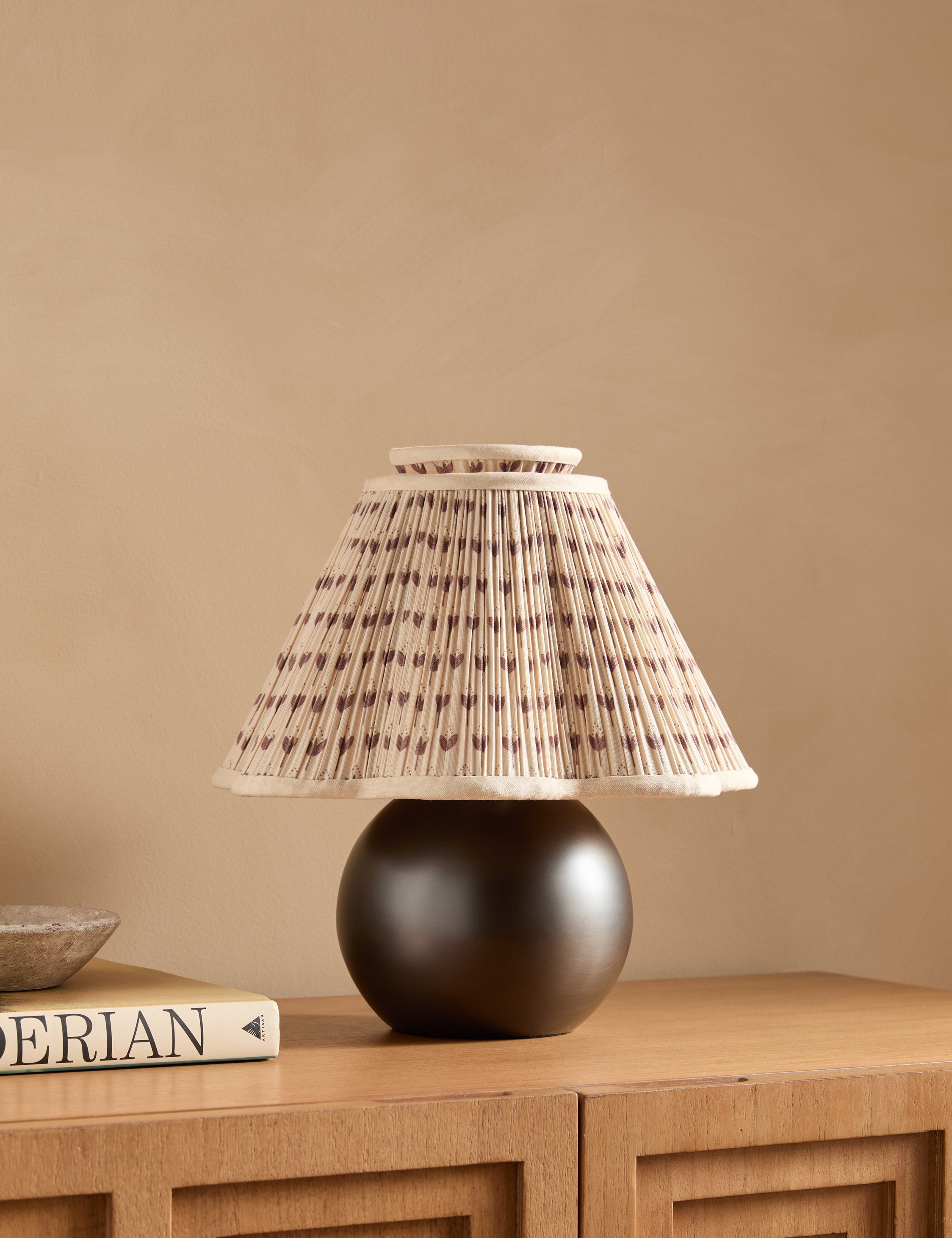 Lulu and Georgia Table Lamp