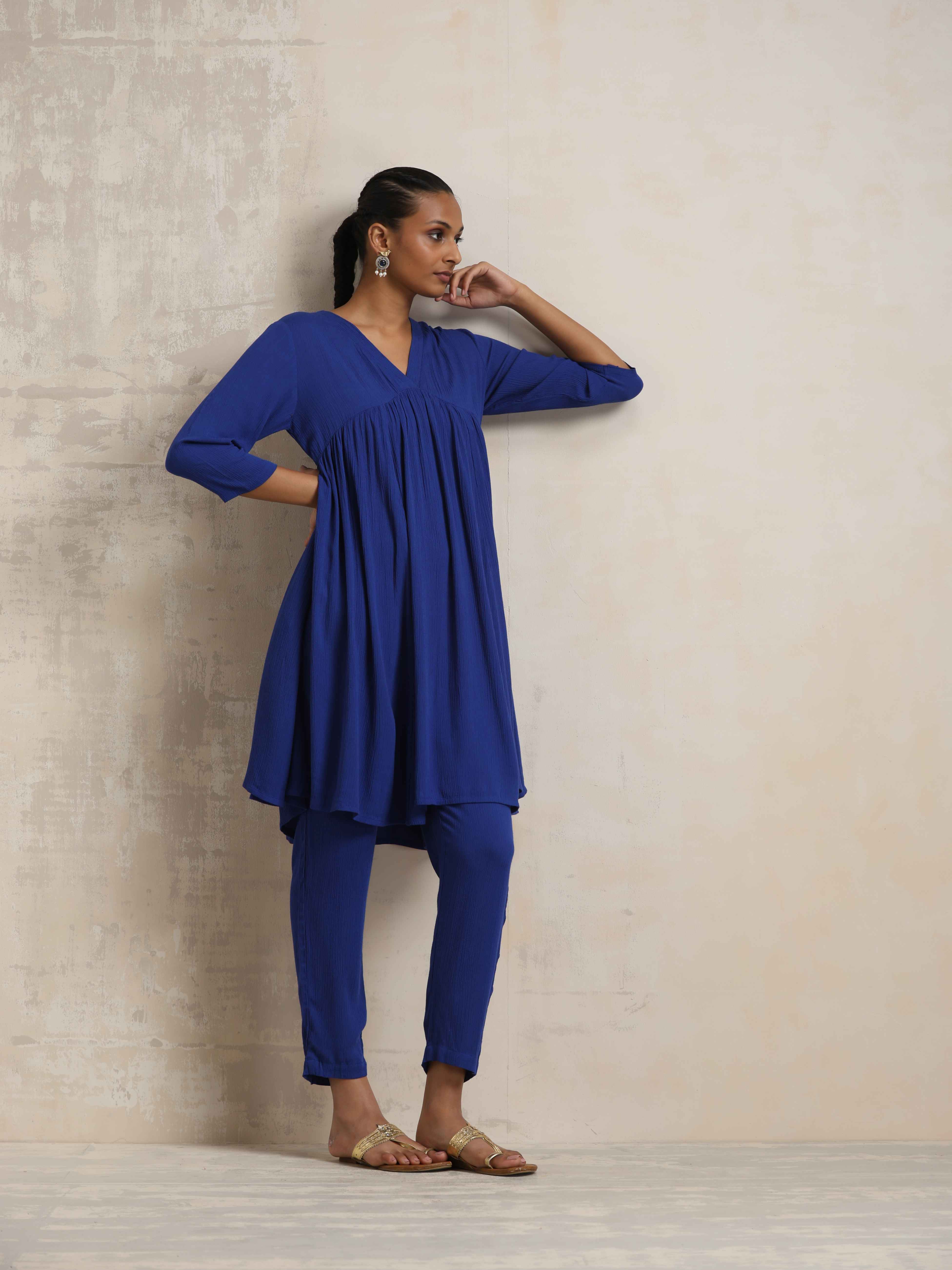 trueBrowns Blue Crinkle Flared Kurta Co-ord Set - view 3
