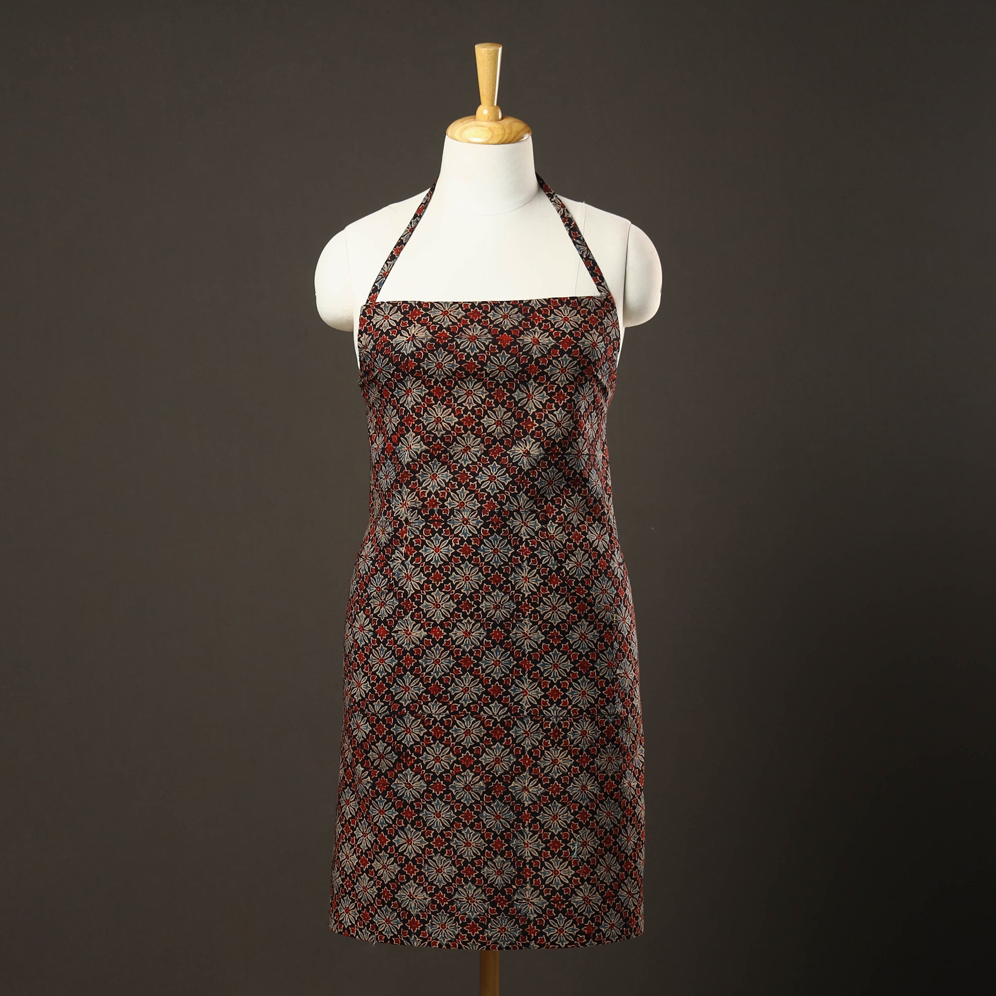 ITOKRI CRAFTS INITIATIVE Ajrakh Block Printed Cotton Apron with Pocket 37