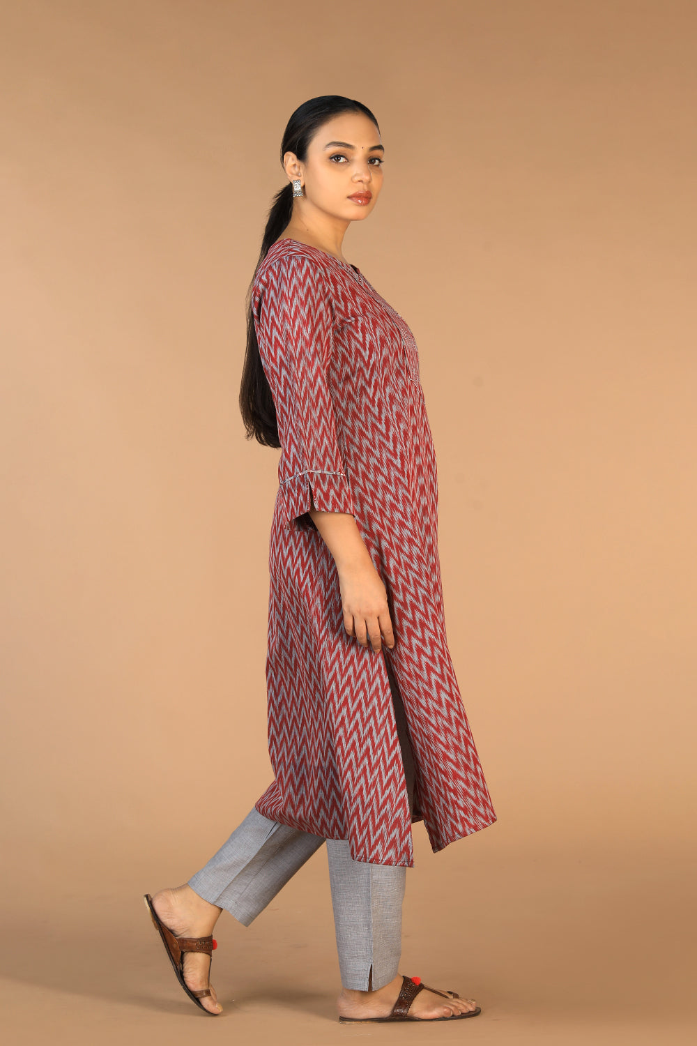 Kalanjali Ethnics Cotton pochampally Ikat – Maroon - view 3
