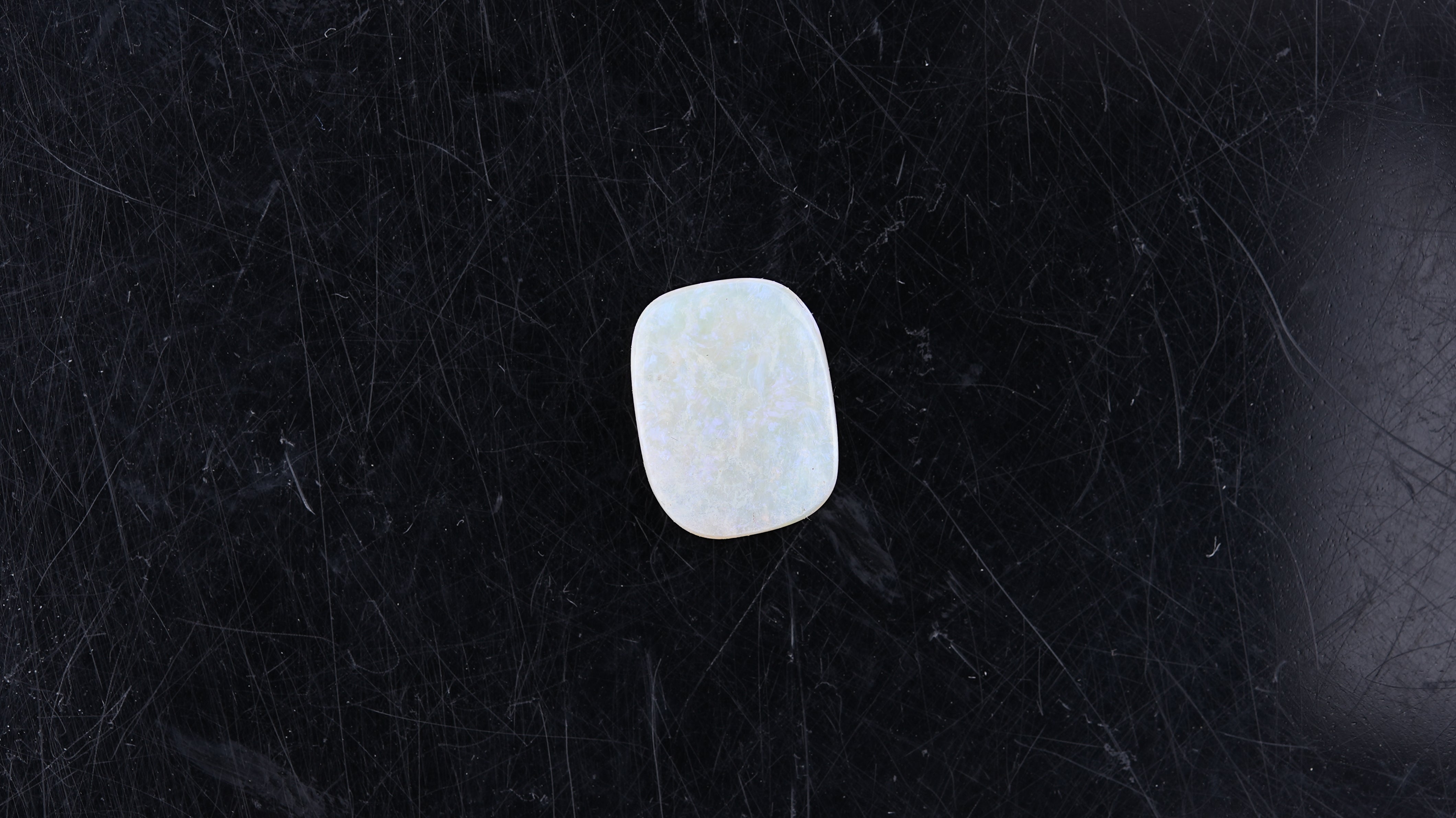 Gemsmantra Opal with Fire - 3.54 Carats (3.894 Ratti) - view 2