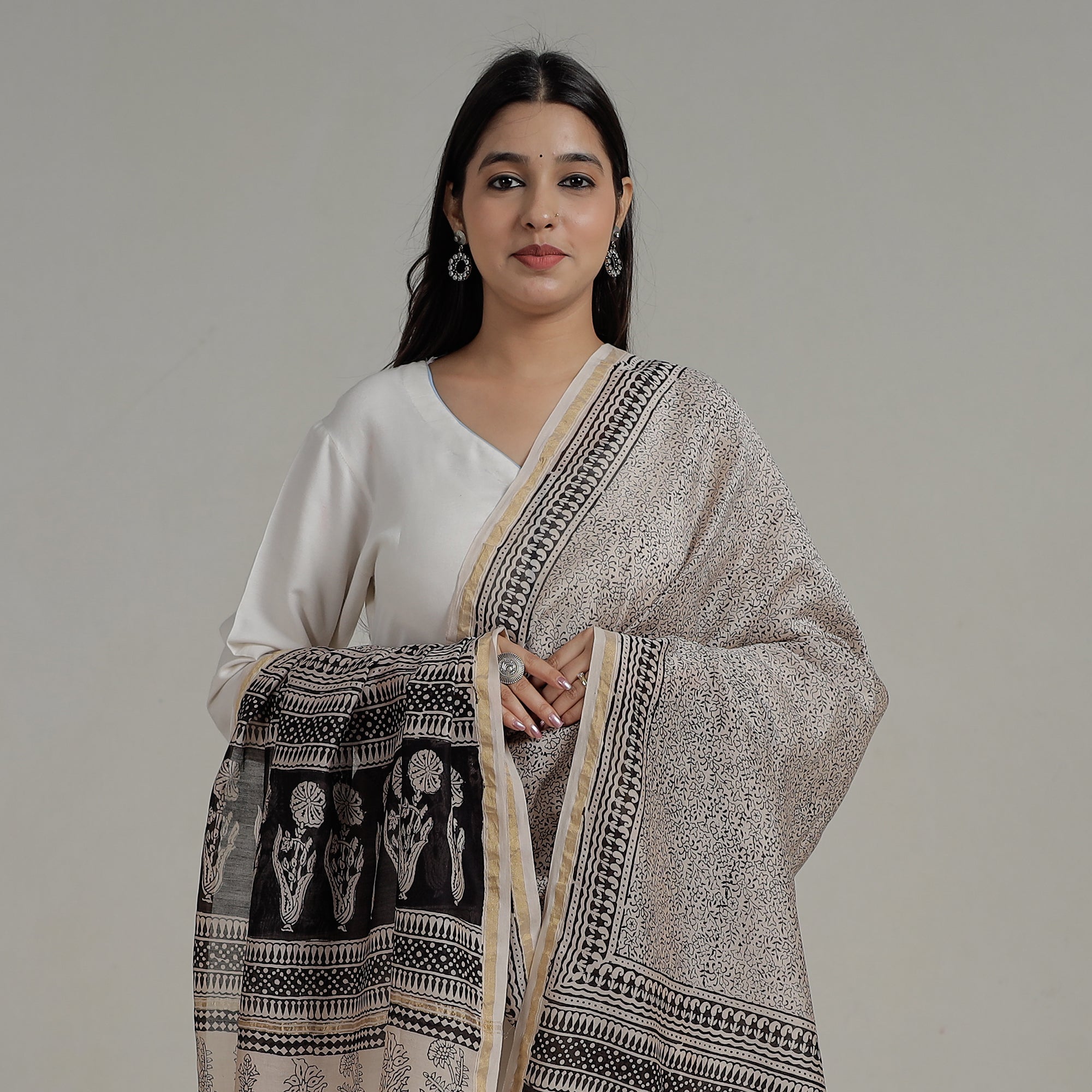 BAGH PRINTS BY MOHAMMED RAFIK KHATRI Beige - Natural Dyed Hand Block Print Chanderi Silk Bagh Dupatta 06 - view 3