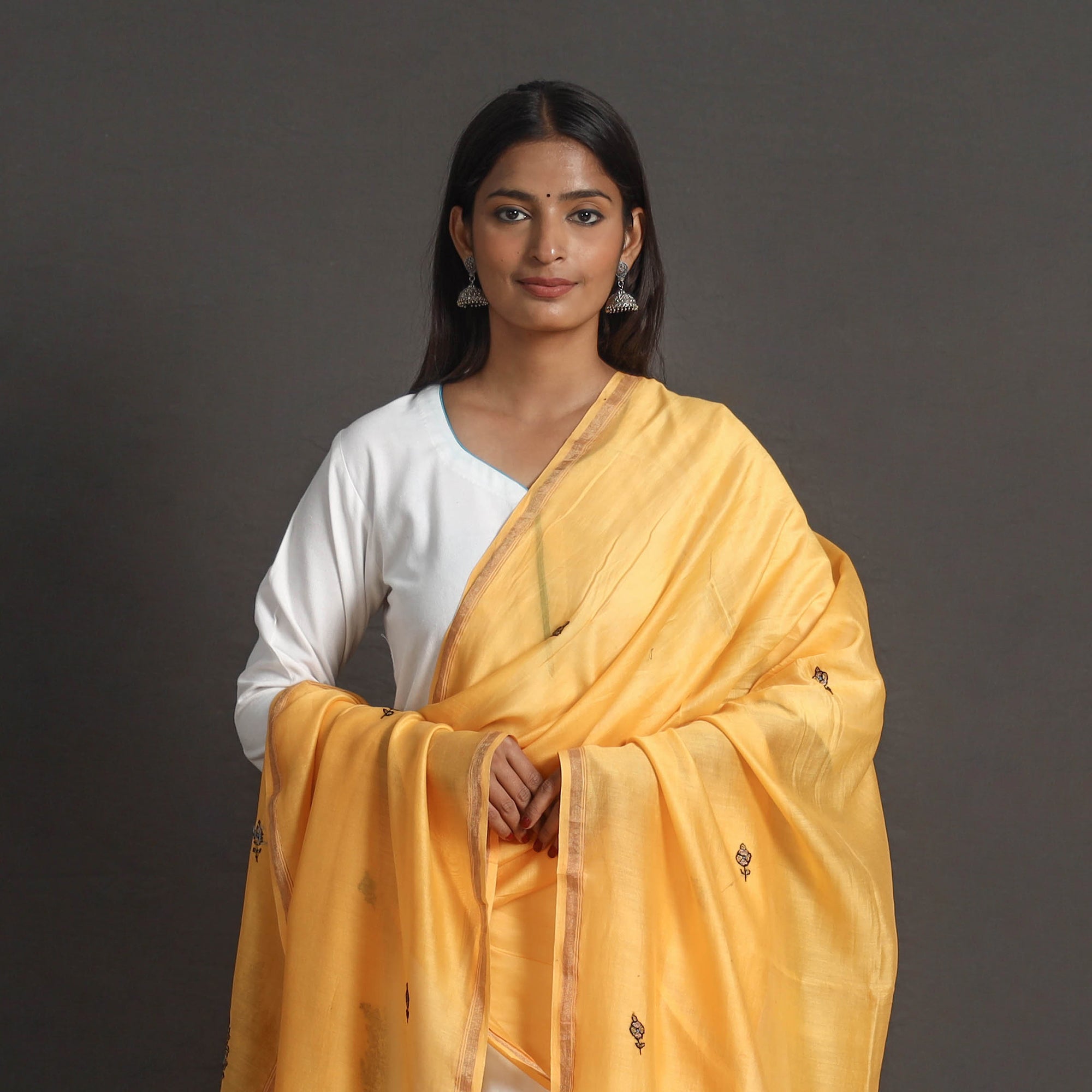 ITOKRI CRAFTS INITIATIVE Handloom Chanderi Silk Kashida Embroidery Dupatta 18 - view 3