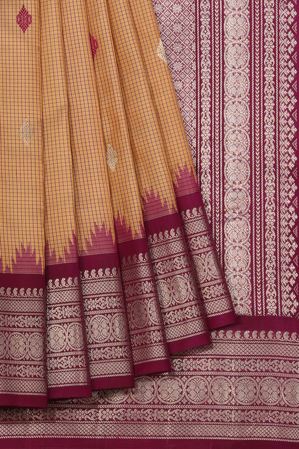Kalanjali Gadwal Silk Beige Saree – Women's