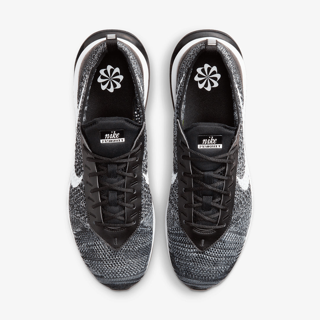Nike | AIR MAX FLYKNIT RACER { BLACK/WHITE