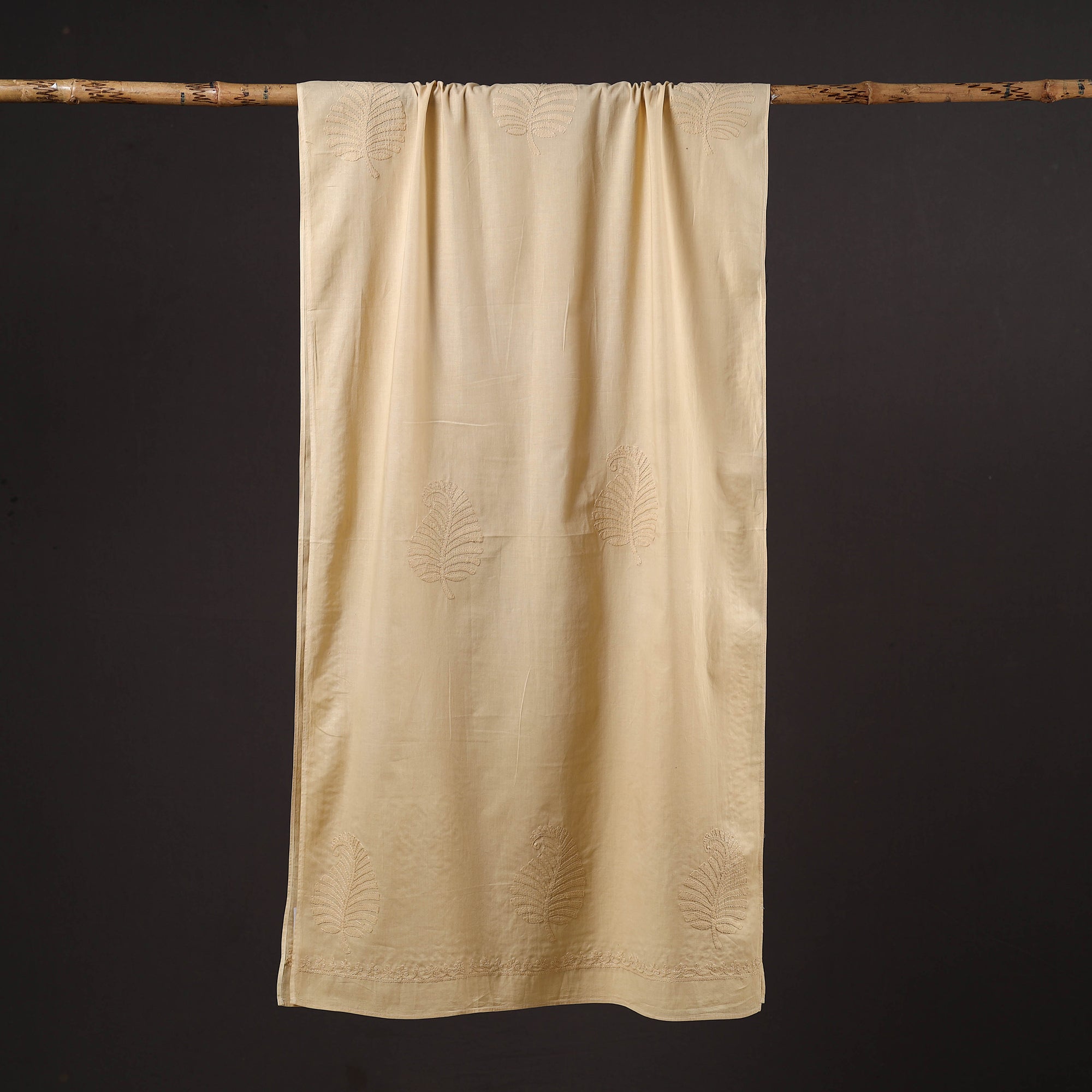 MEHARKI CHIKAN Beige - Hand Embroidered Lucknow Chikankari Cotton Stole 09 - view 3