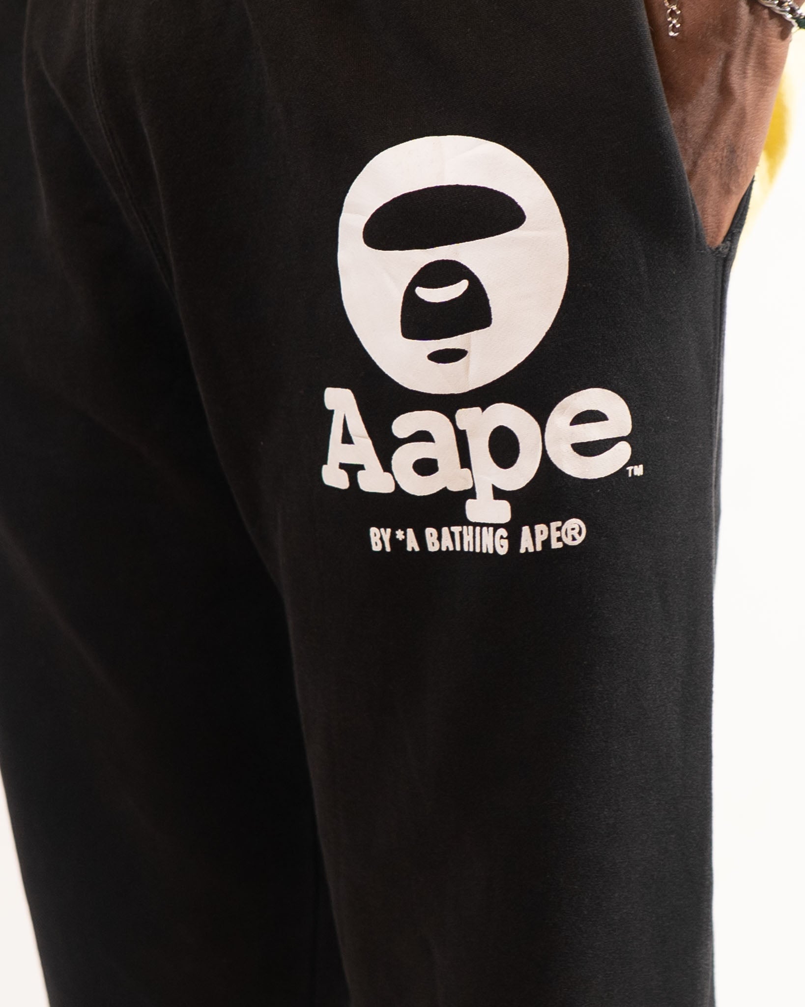 AAPE BY BAPE Bape Black Classic Sweatpants - view 3