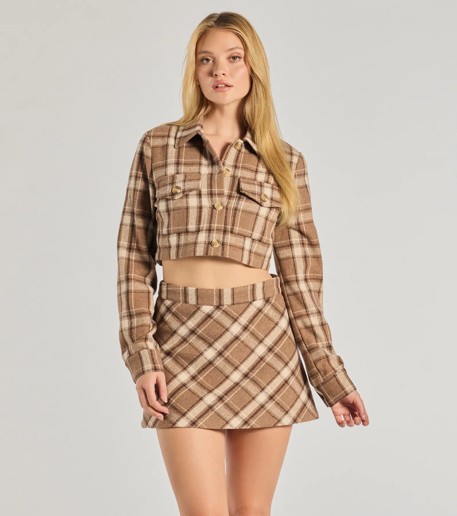 Windsor Plaid Appeal Cropped Shacket – BROWN