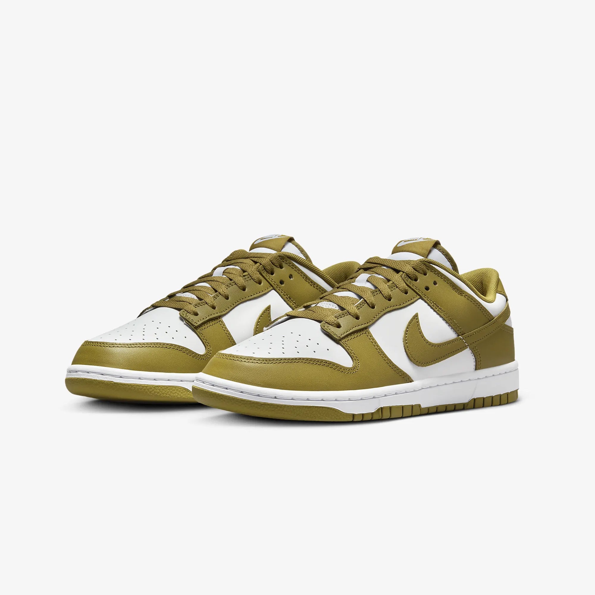Nike | DUNK LOW RETRO { WHITE/PACIFIC MOSS - view 2
