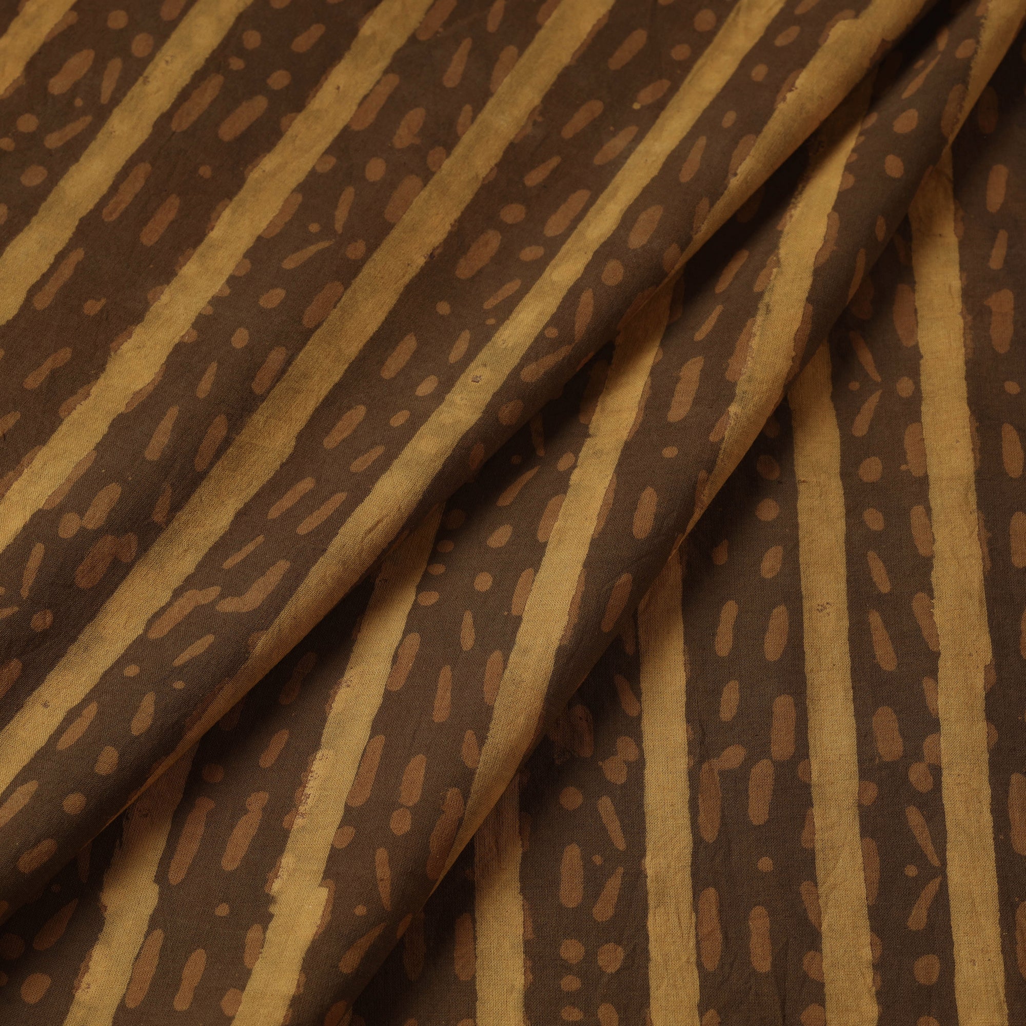 HAVELI CHRONICLES Brown - Hand Block Printed Cotton Akola Fabric - view 2