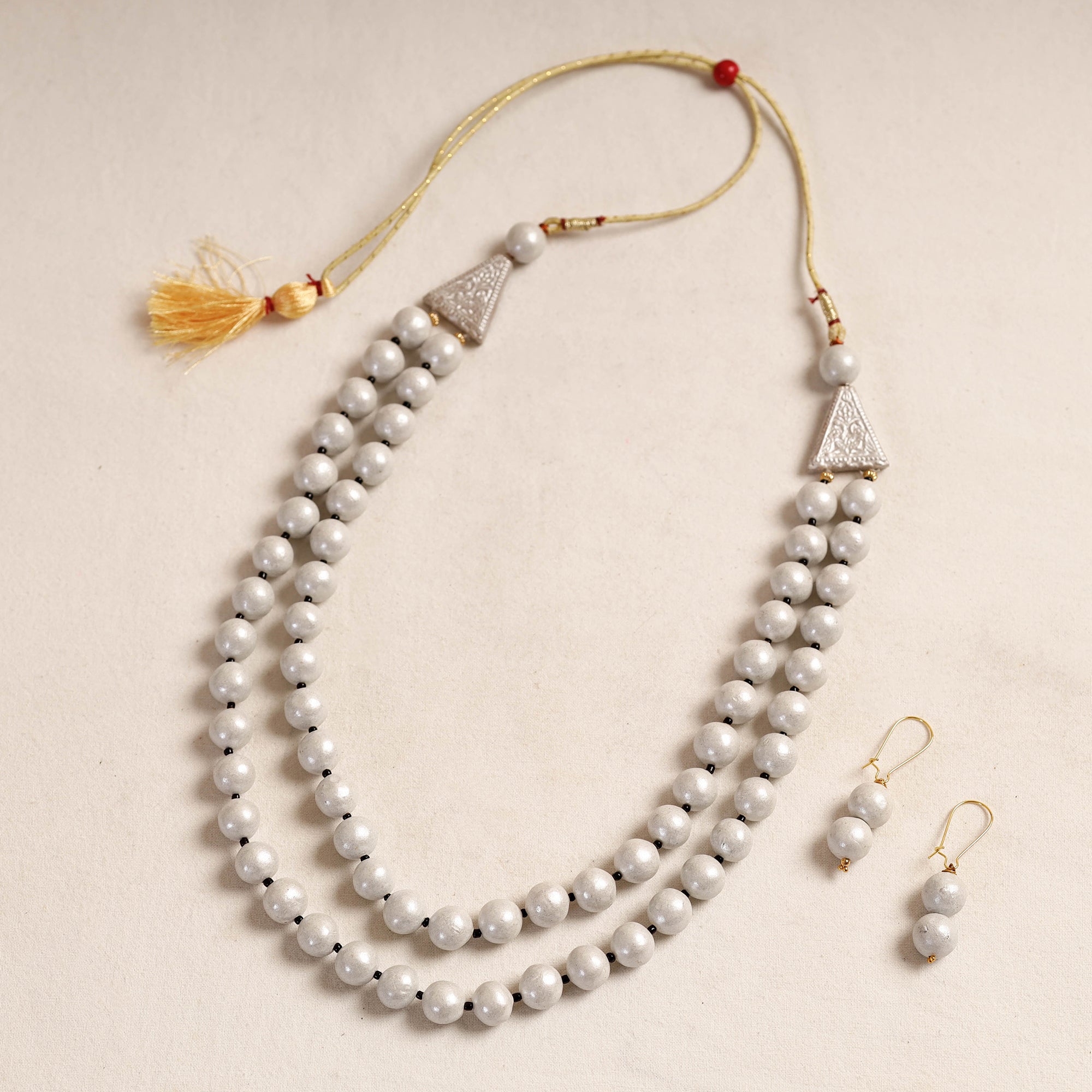 KHUSHBASH - HAPPY LOOM OF EAST Bishnupur Handpainted Terracotta Necklace Set - view 2