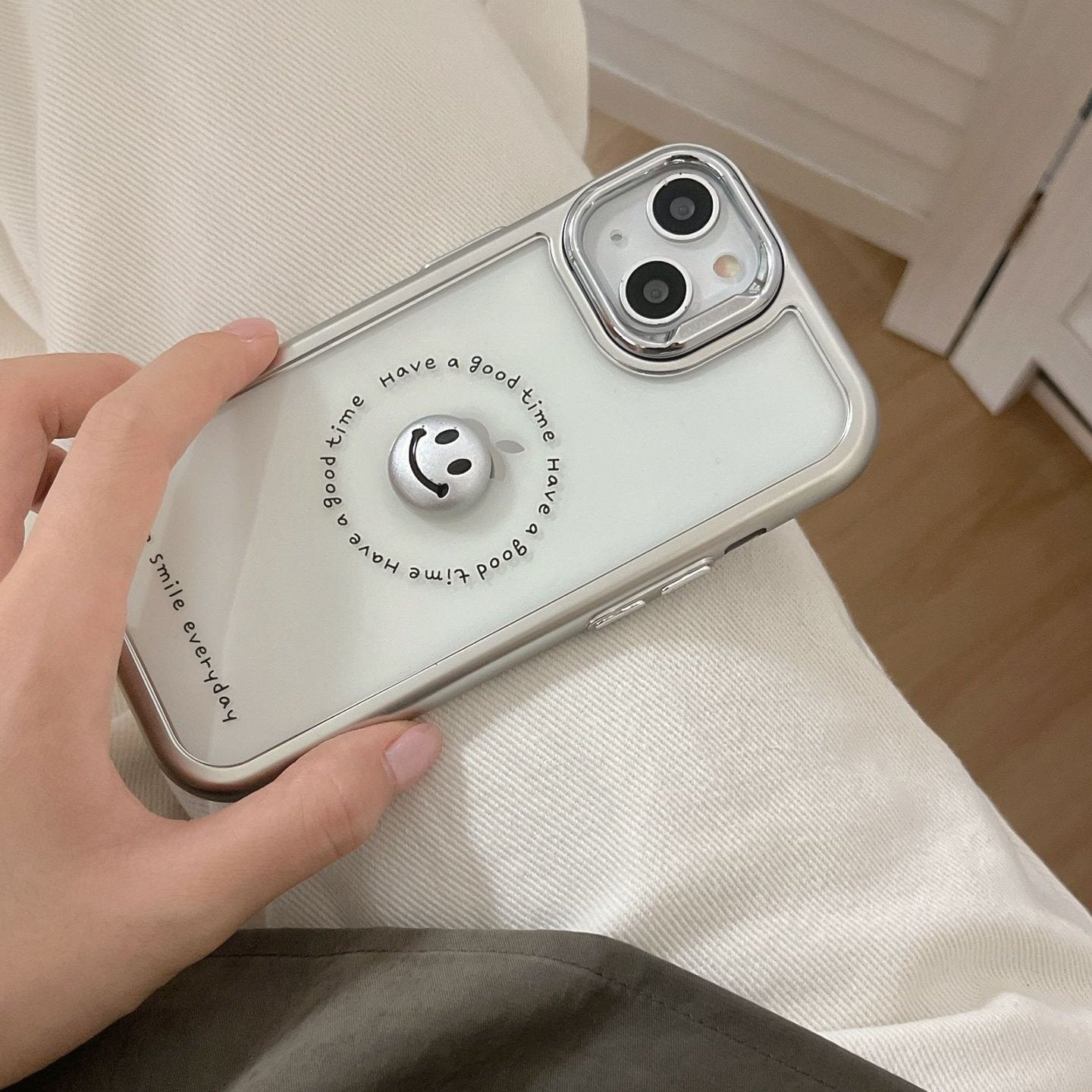 Peeperly 3D Smiley Face Cheerful Case – No Color - view 3