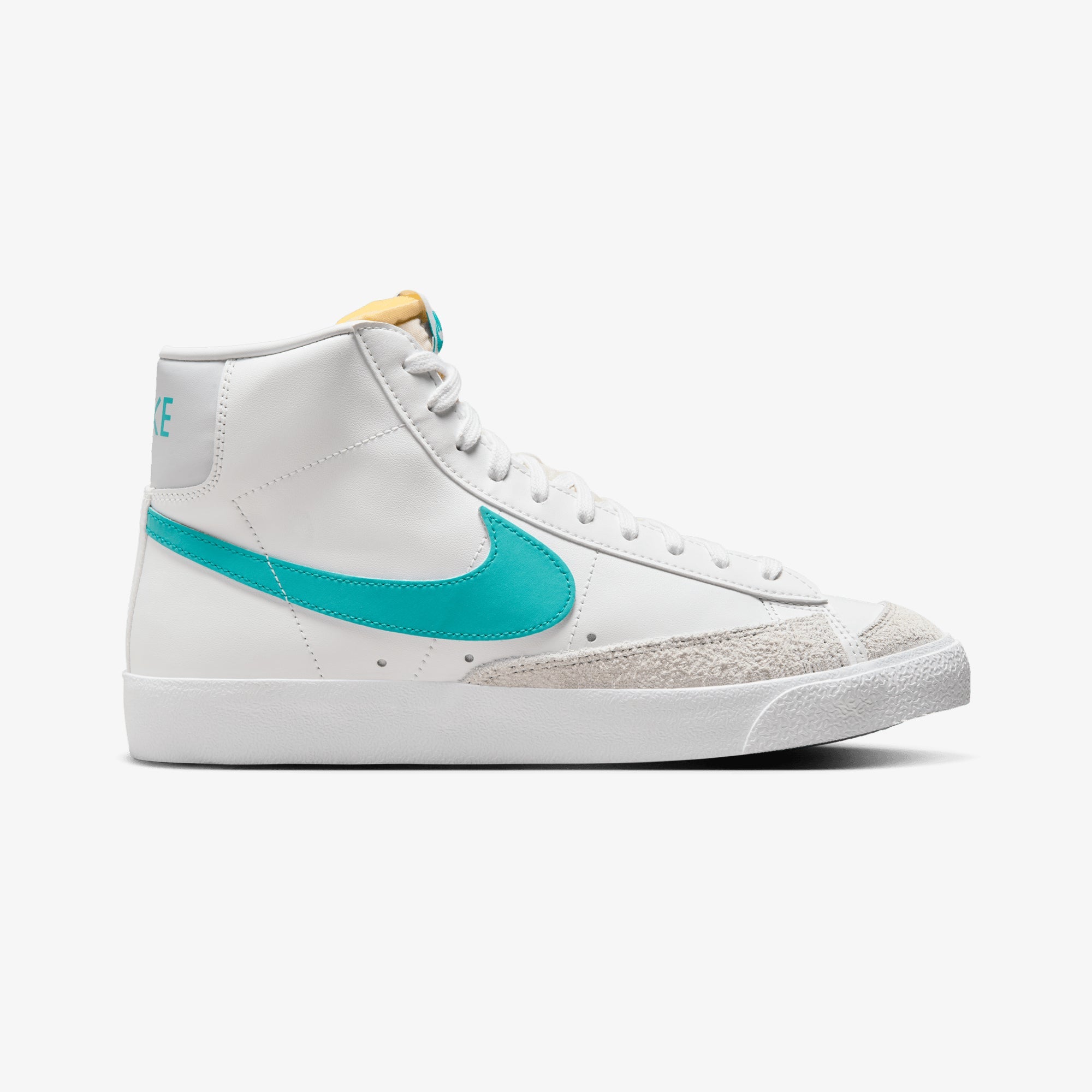Vintage summit white – Nike | Blazer Mid '77 Vintage { Summit White/dusty Cactus-white