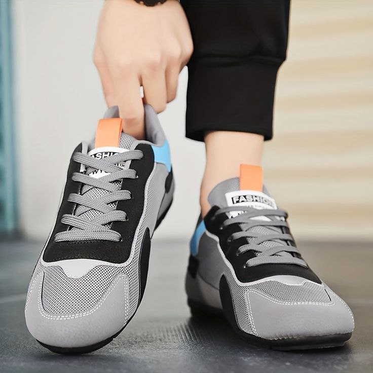 Roposo Clout High Quality Men's Sports Shoes